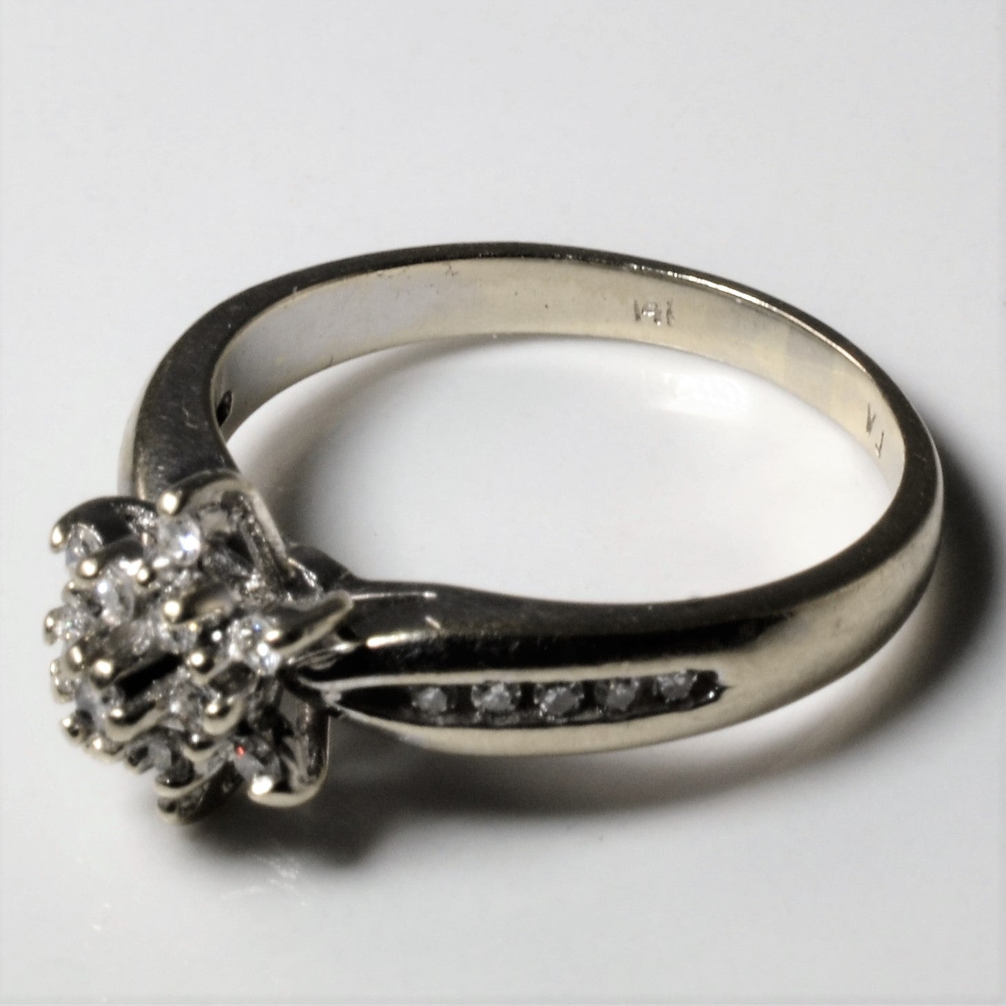 Snowflake Diamond Cluster Ring | 0.22ctw | SZ 7.5 |