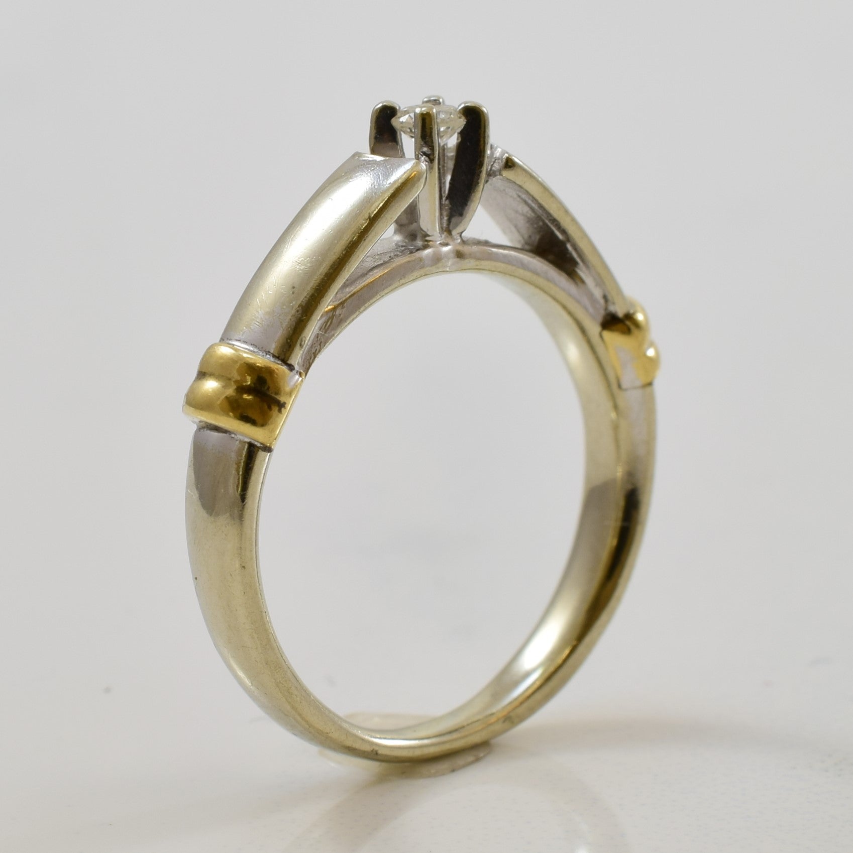 Two Tone Diamond Solitaire Ring | 0.06ct | SZ 5.75 |
