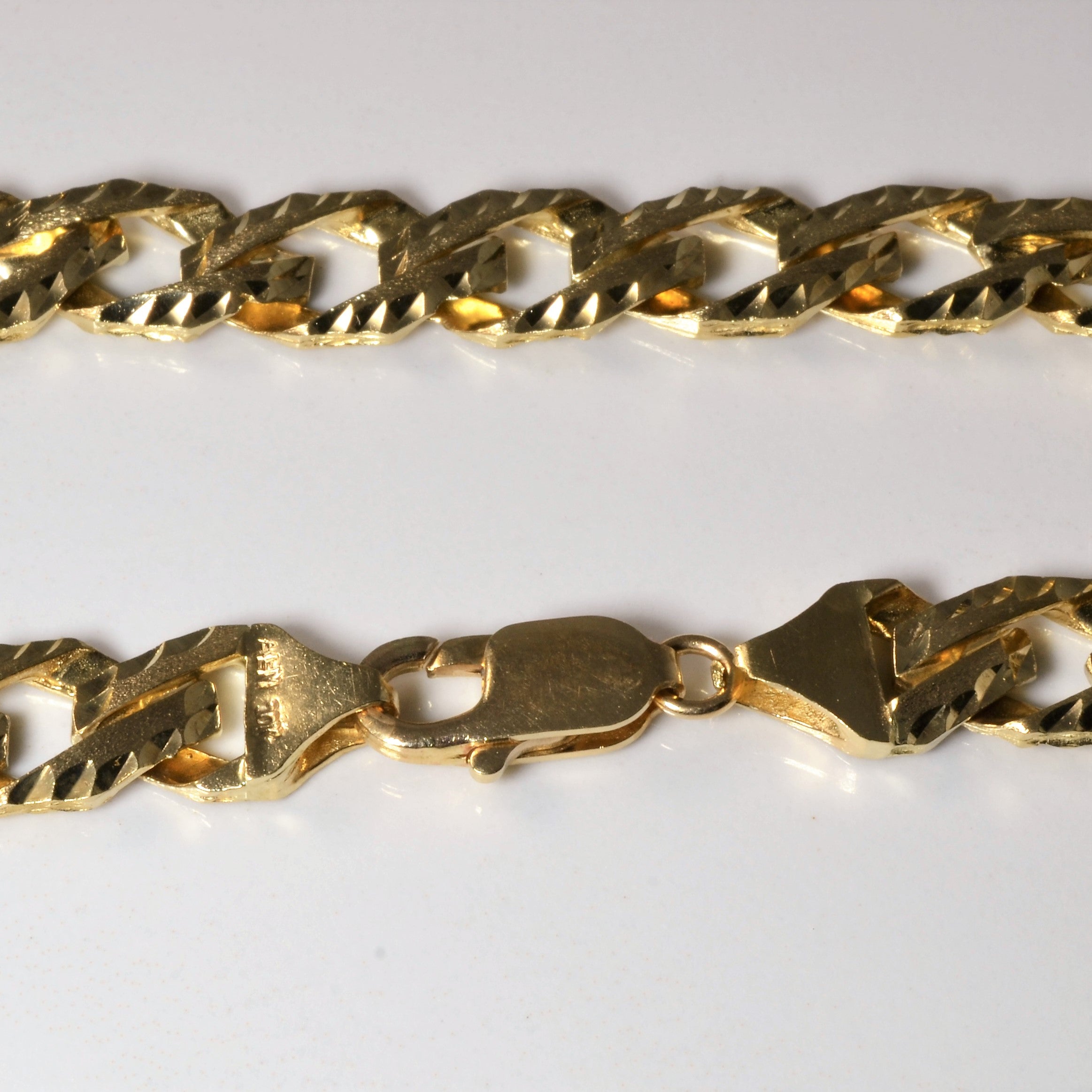 10k Yellow Gold Textured Curb Chain Bracelet | 9"|