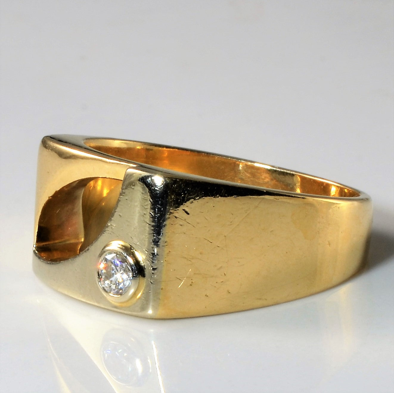 Bezel Set Diamond Open Shank Ring | 0.12ct | SZ 9 |