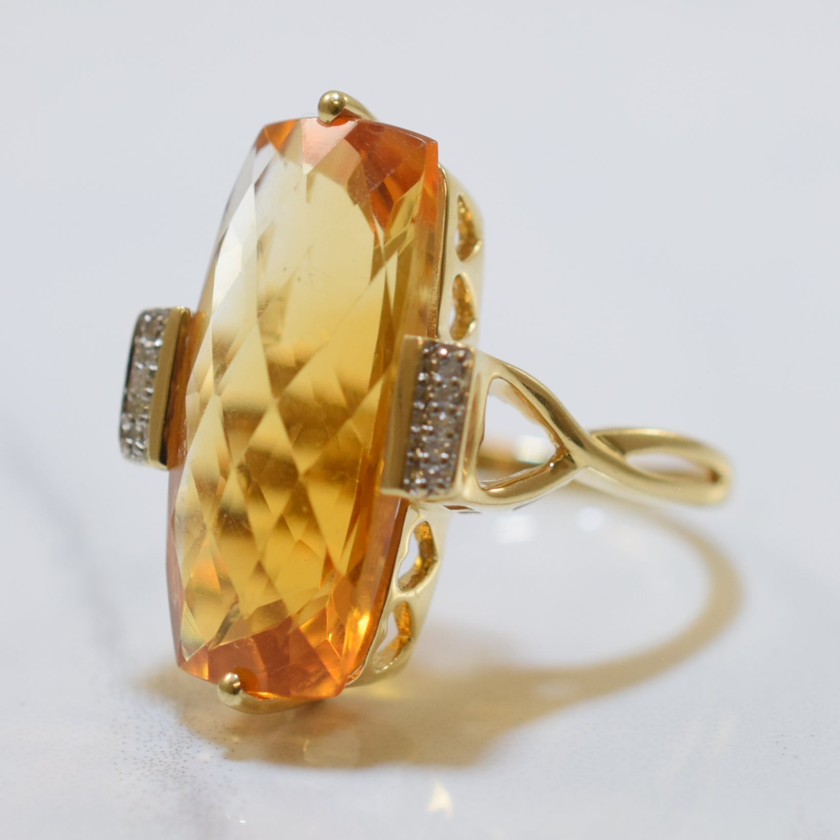Heart Gallery Citrine & Diamond Cocktail Ring | 14.00ct, 0.02ctw | SZ 7 |