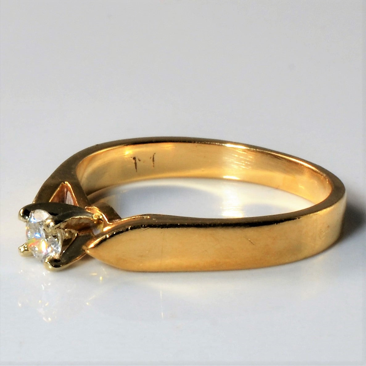 Tapered Solitaire Diamond Ring | 0.14ct | SZ 5.5 |