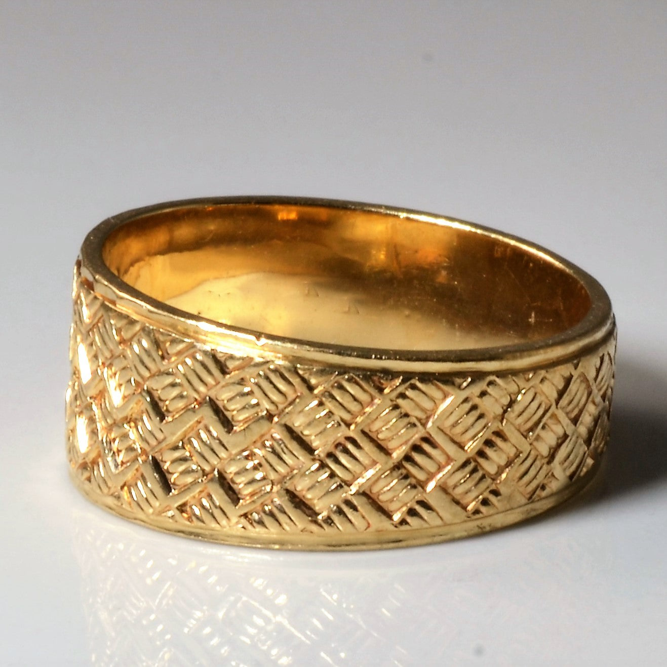 Weave Textured Yellow Gold Band | SZ 10.5 |