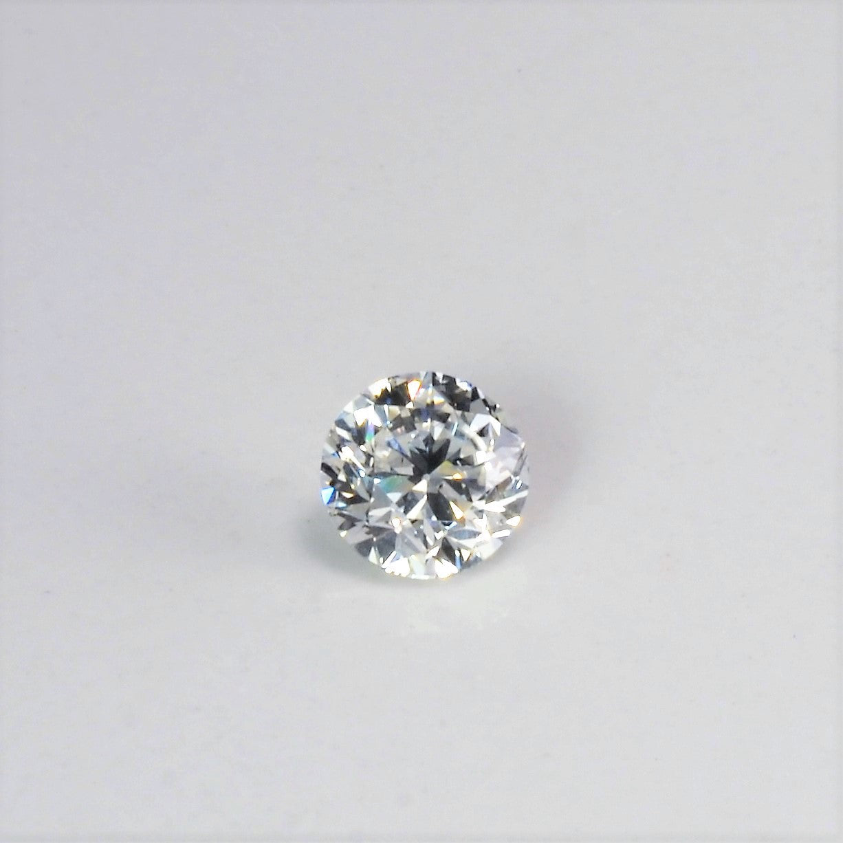 0.70 ct VS2 - Round Cut Diamond - Vancouver Diamonds Inc