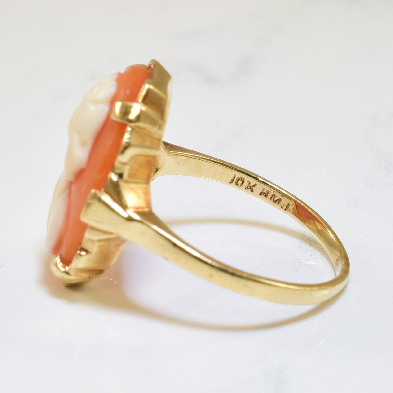 Shell Cameo Ring | 4.70ct | SZ 7.25 |