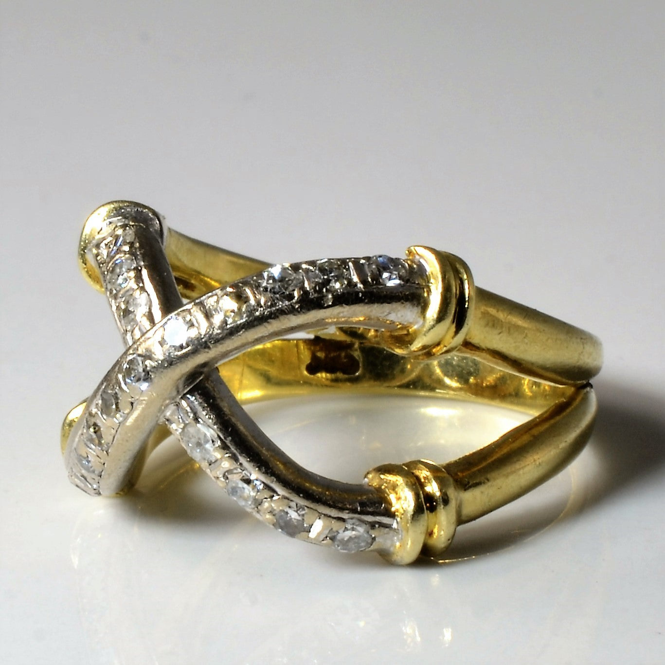 Crossover Diamond Ring | 0.24ctw | SZ 5.5 |