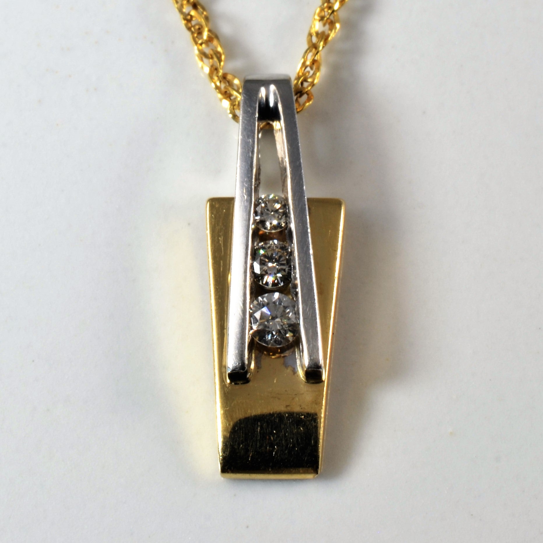 Channel Diamond Necklace | 0.20ctw | 18" |