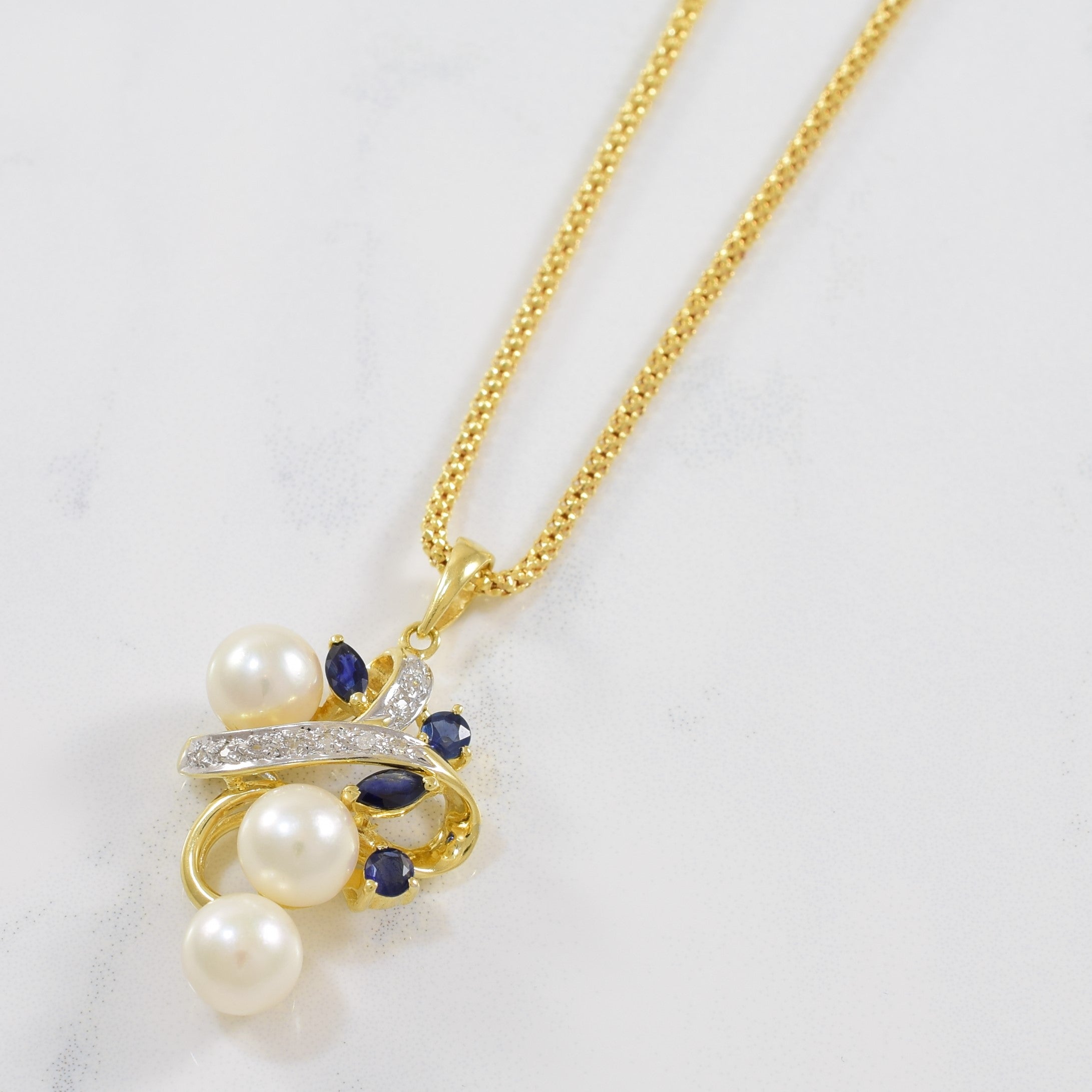 Twisted Sapphire & Pearl Necklace | 0.05ctw, 0.70ctw, 7.50ctw | 17" |