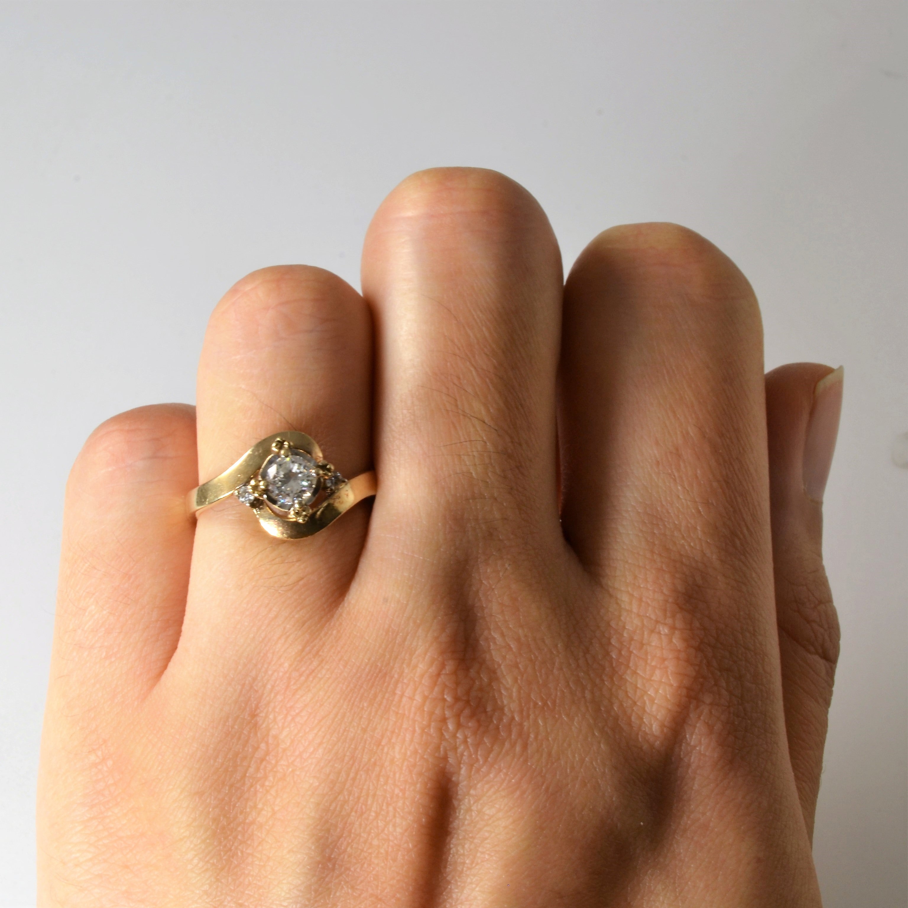 Bypass Three Stone Diamond Ring | 0.35ctw | SZ 5.25 |