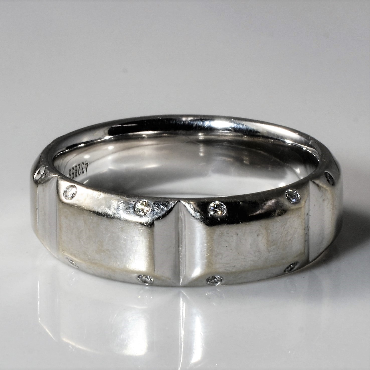 Simon G' Flush Set Diamond Textured Ring | 0.12ctw | SZ 10.5 |
