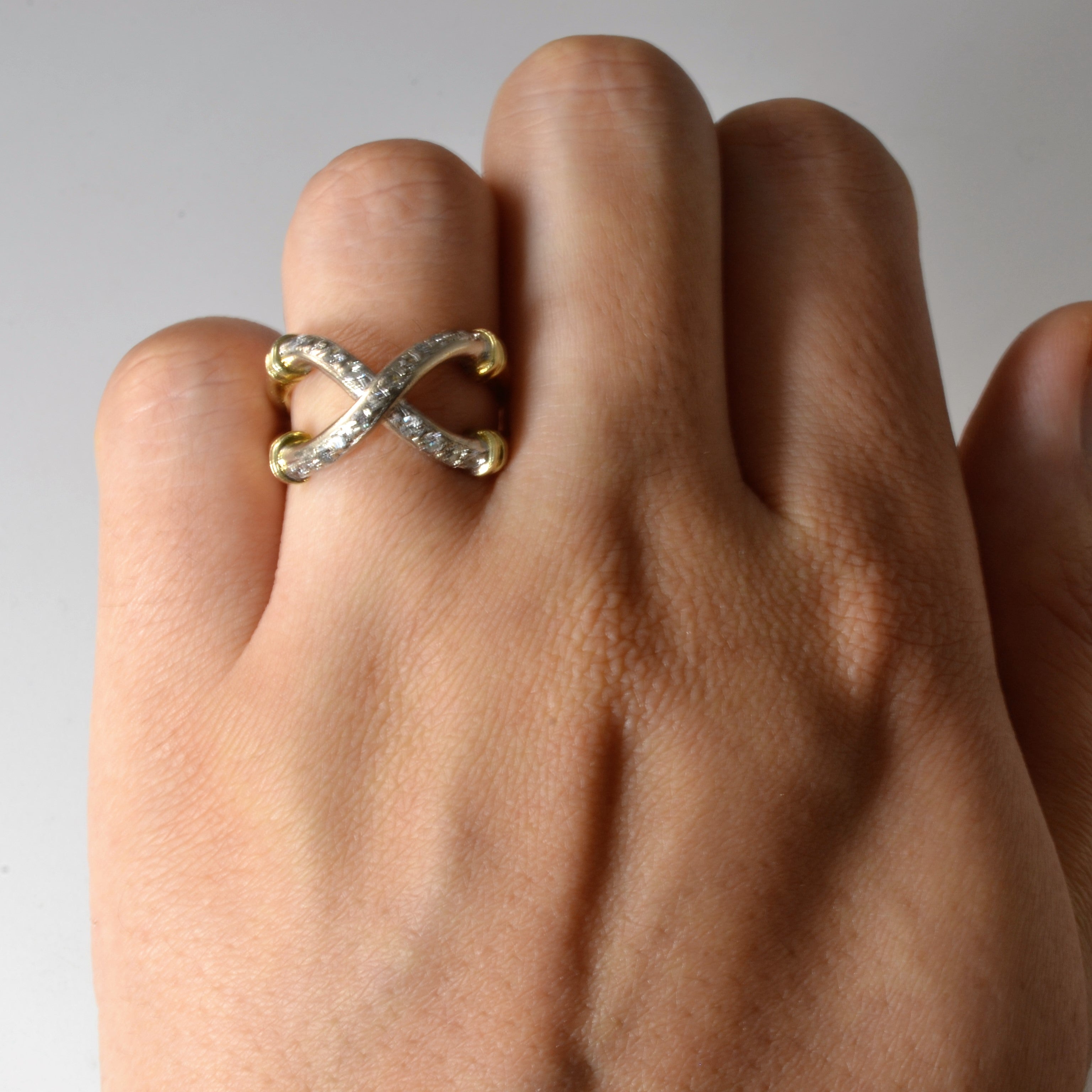 Crossover Diamond Ring | 0.24ctw | SZ 5.5 |