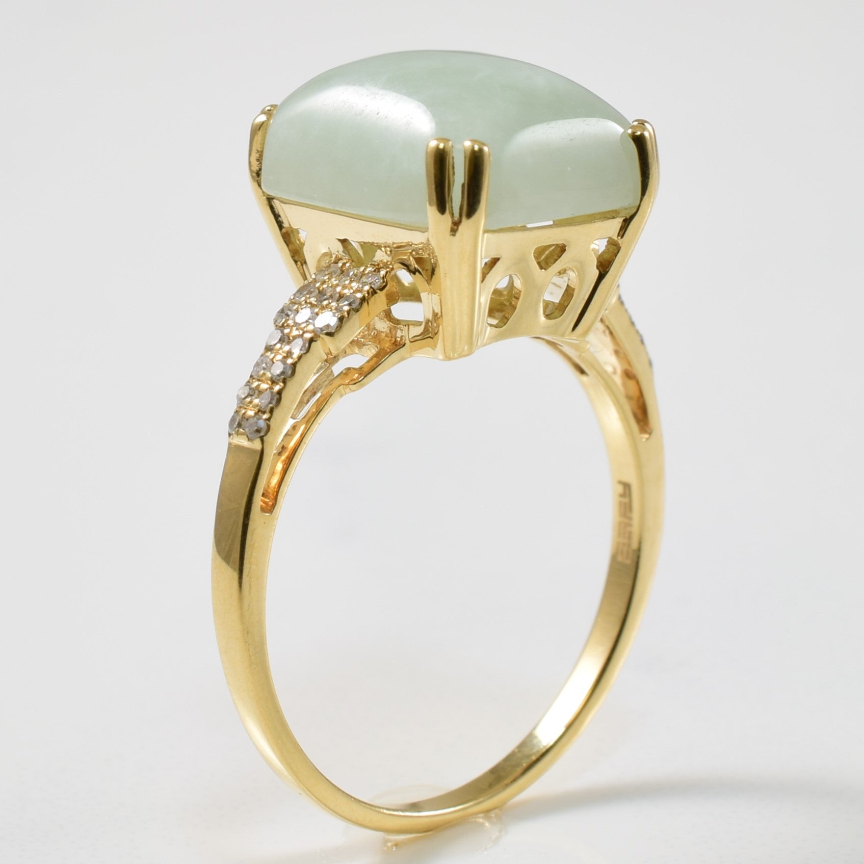 Effy' Jadeite & Diamond Ring | 8.00ct, 0.12ctw | SZ 7 |