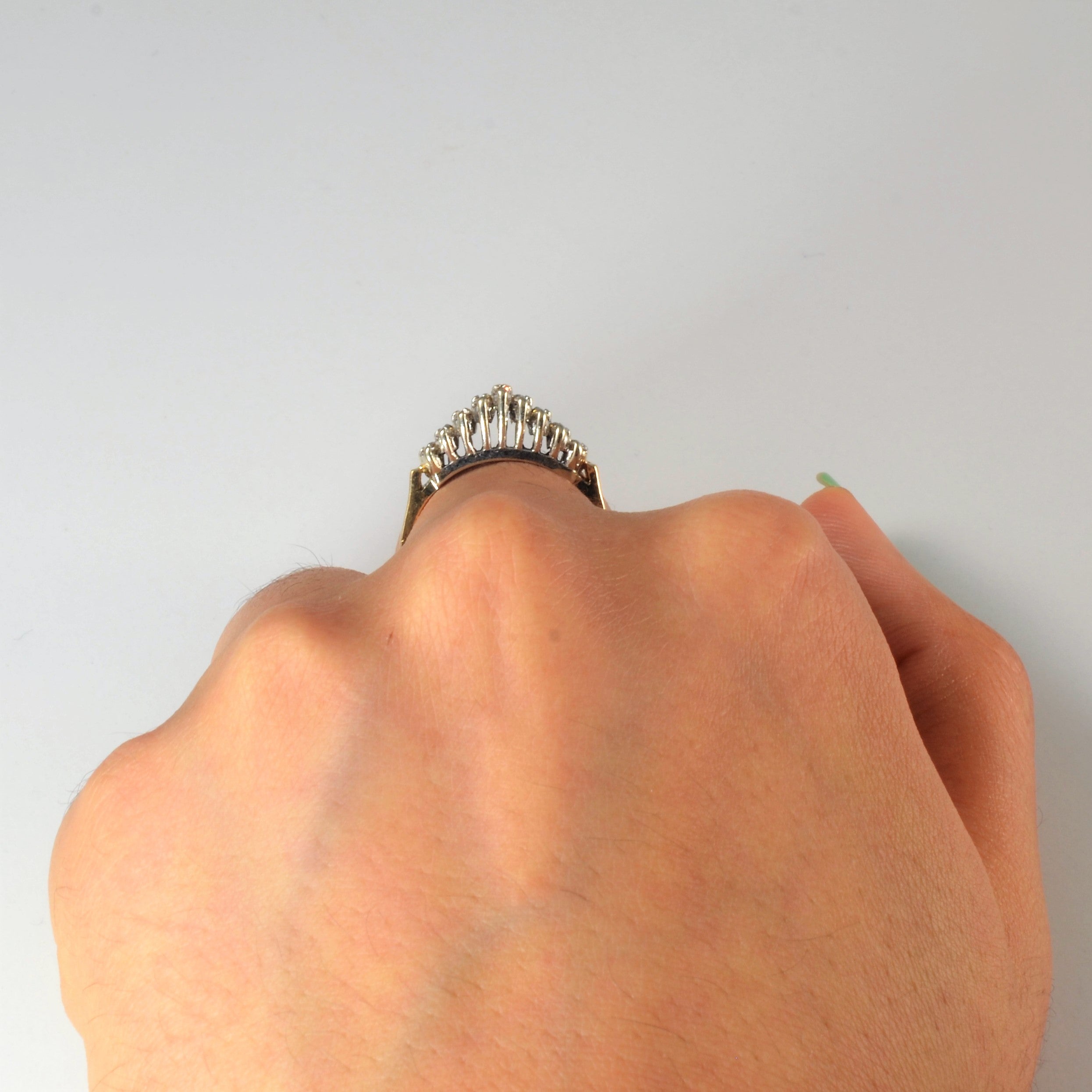 High Set Cluster Diamond Ring | 0.27ctw| SZ 6.5 |