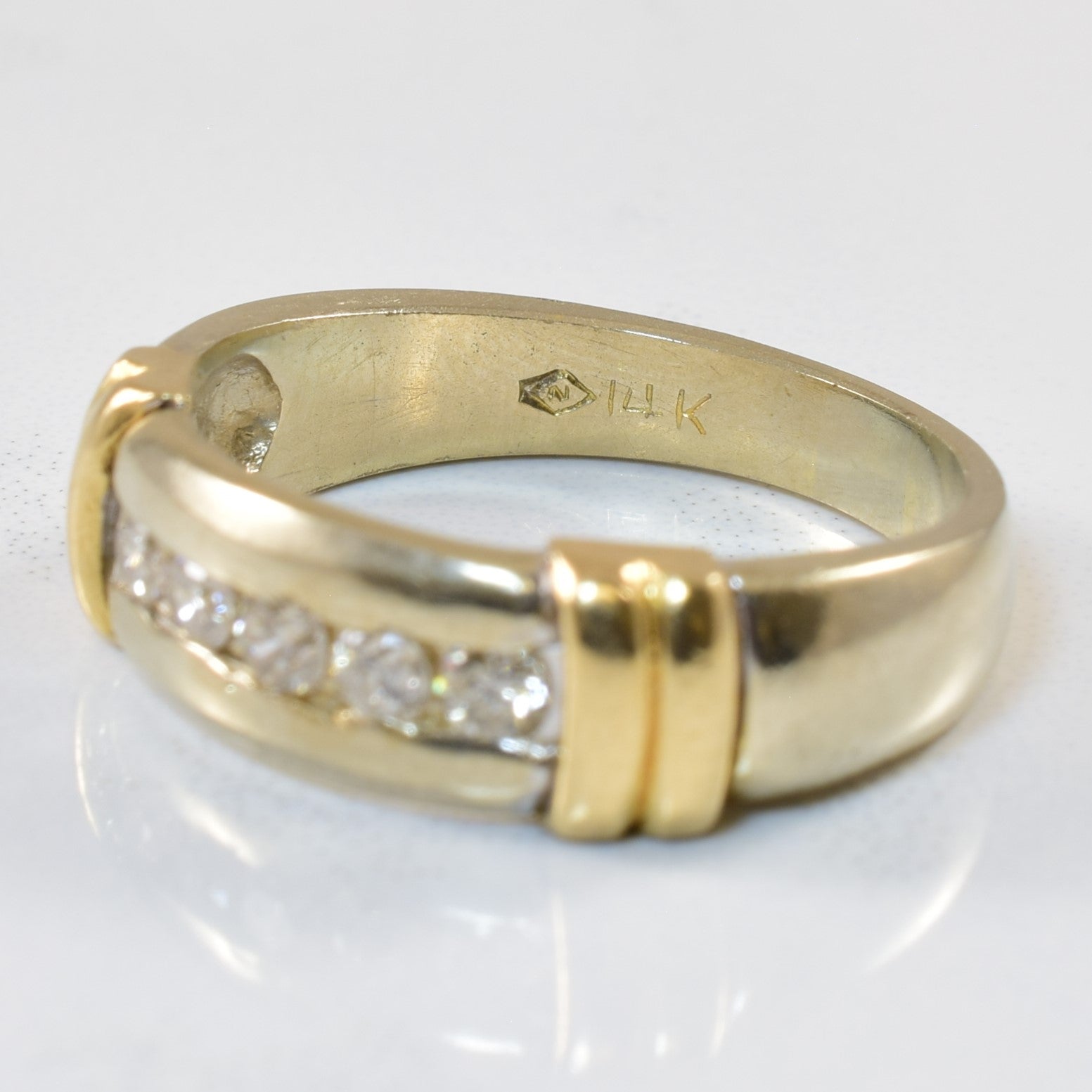 Channel Set Diamond Ring | 0.20ctw | SZ 7.25 |