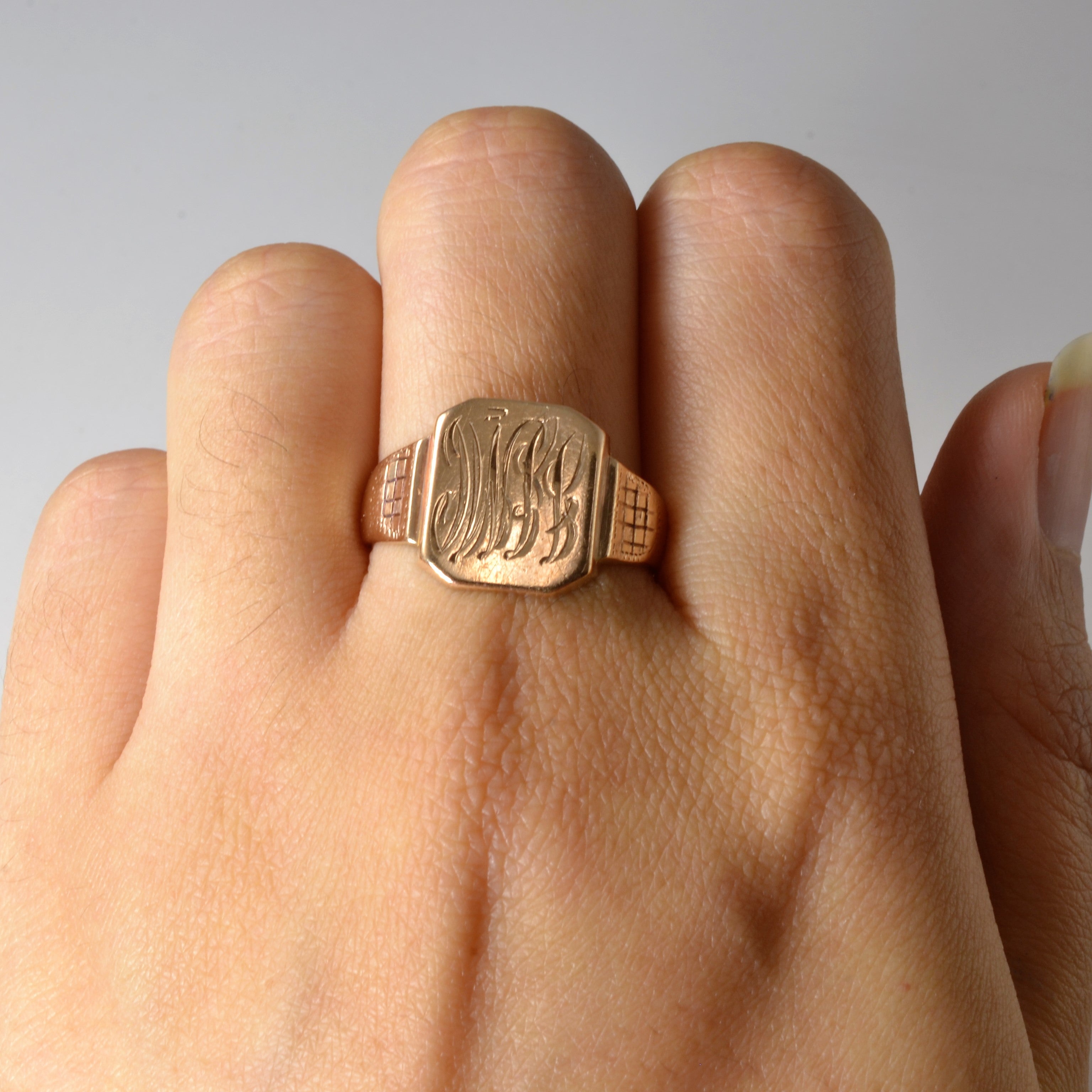 Crosshatched Signet Ring | SZ 9.75 |