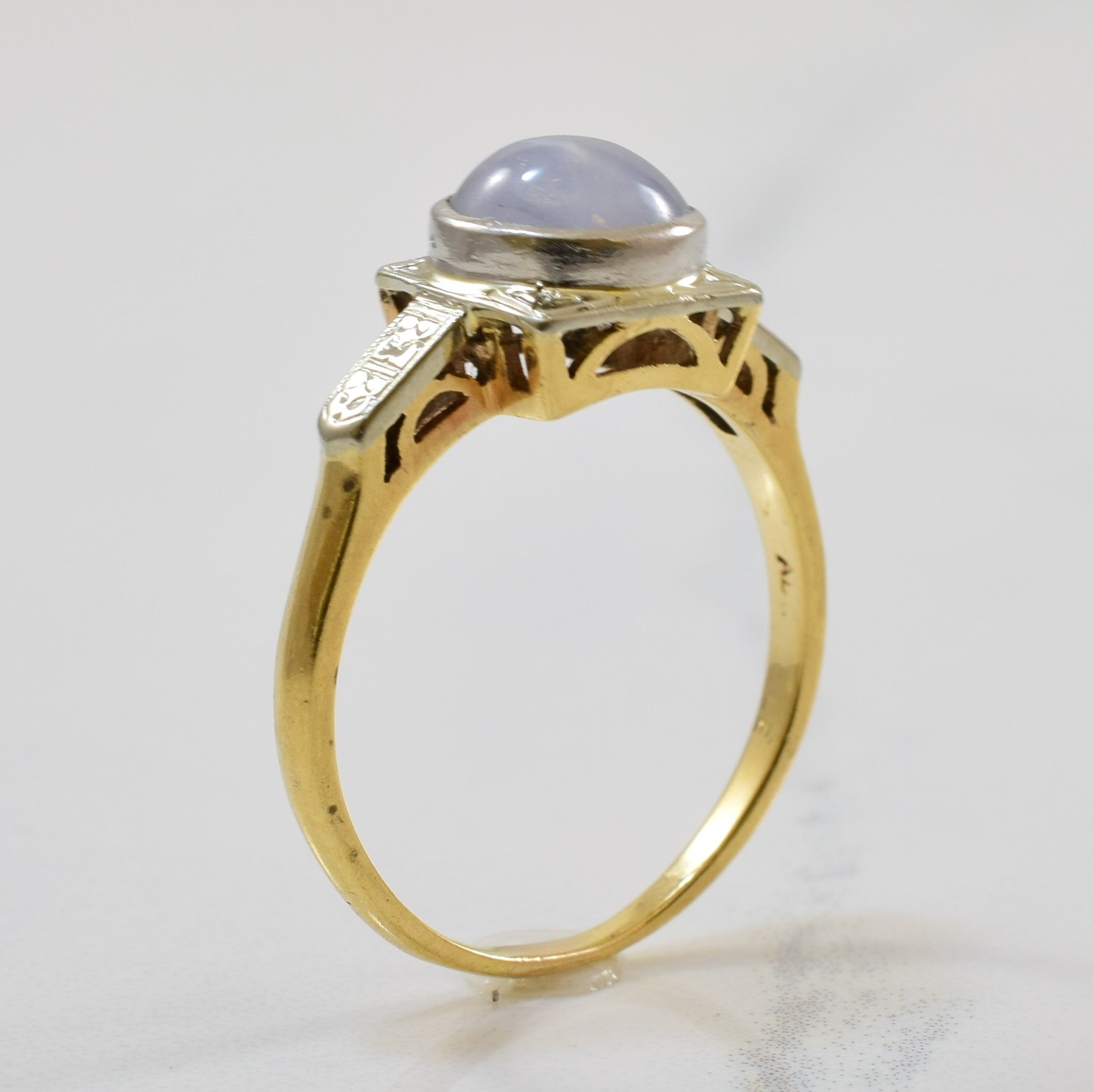 Art Deco Bezel Set Star Sapphire Ring | 1.95ct | SZ 7 |