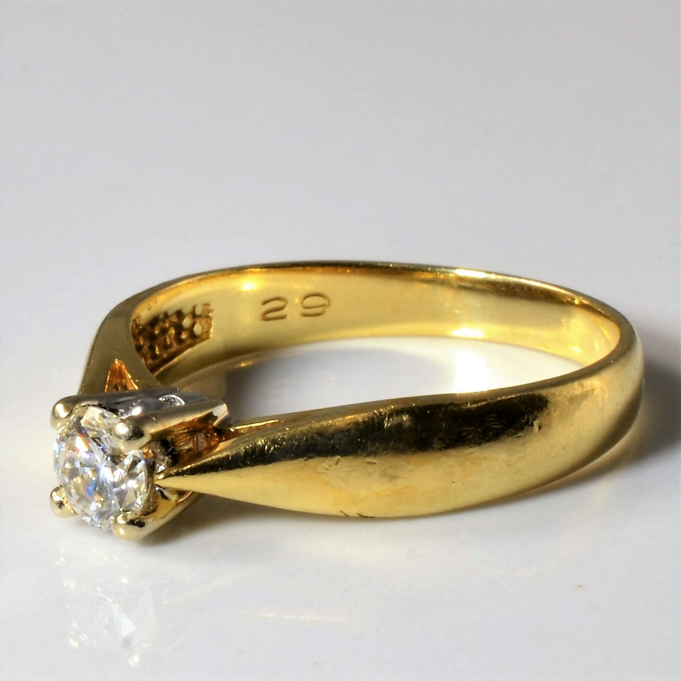 Tapered Solitaire Diamond Ring | 0.23ct | SZ 6.25 |