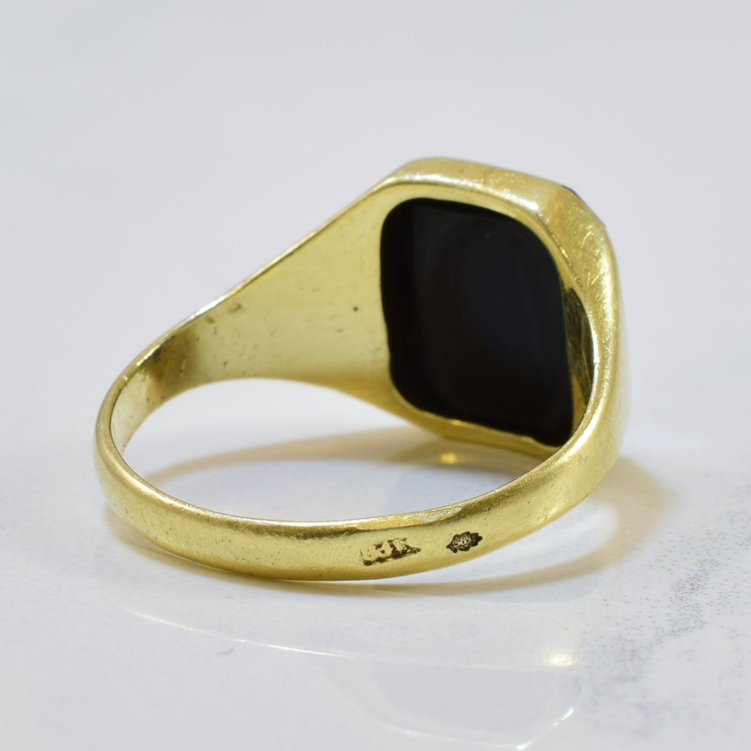 Black Onyx Signet Ring | 3.00ct | SZ 7.25 |