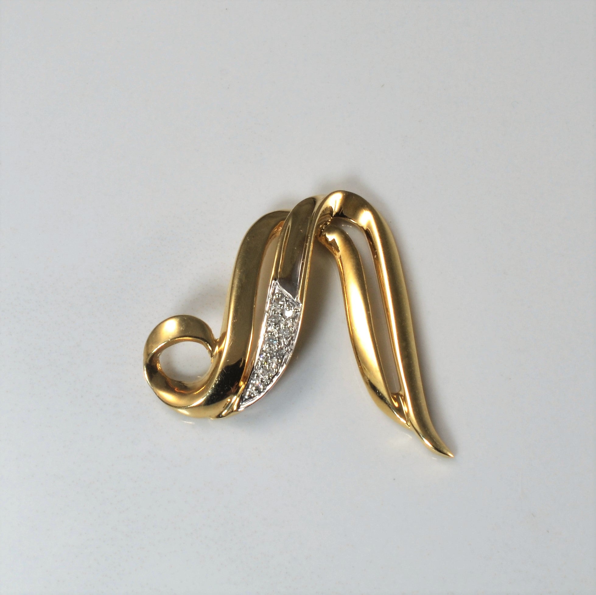 Abstract Diamond Wave Pendant | 0.045ctw |