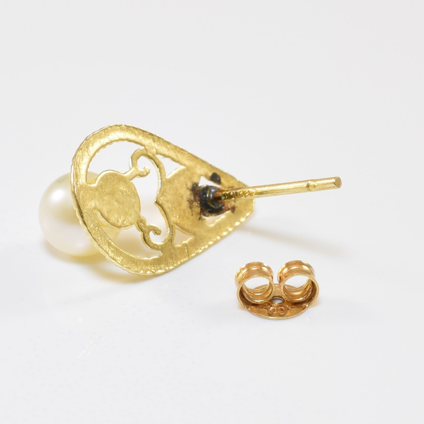 Teardrop Pearl Stud Earrings | 1.75ctw |