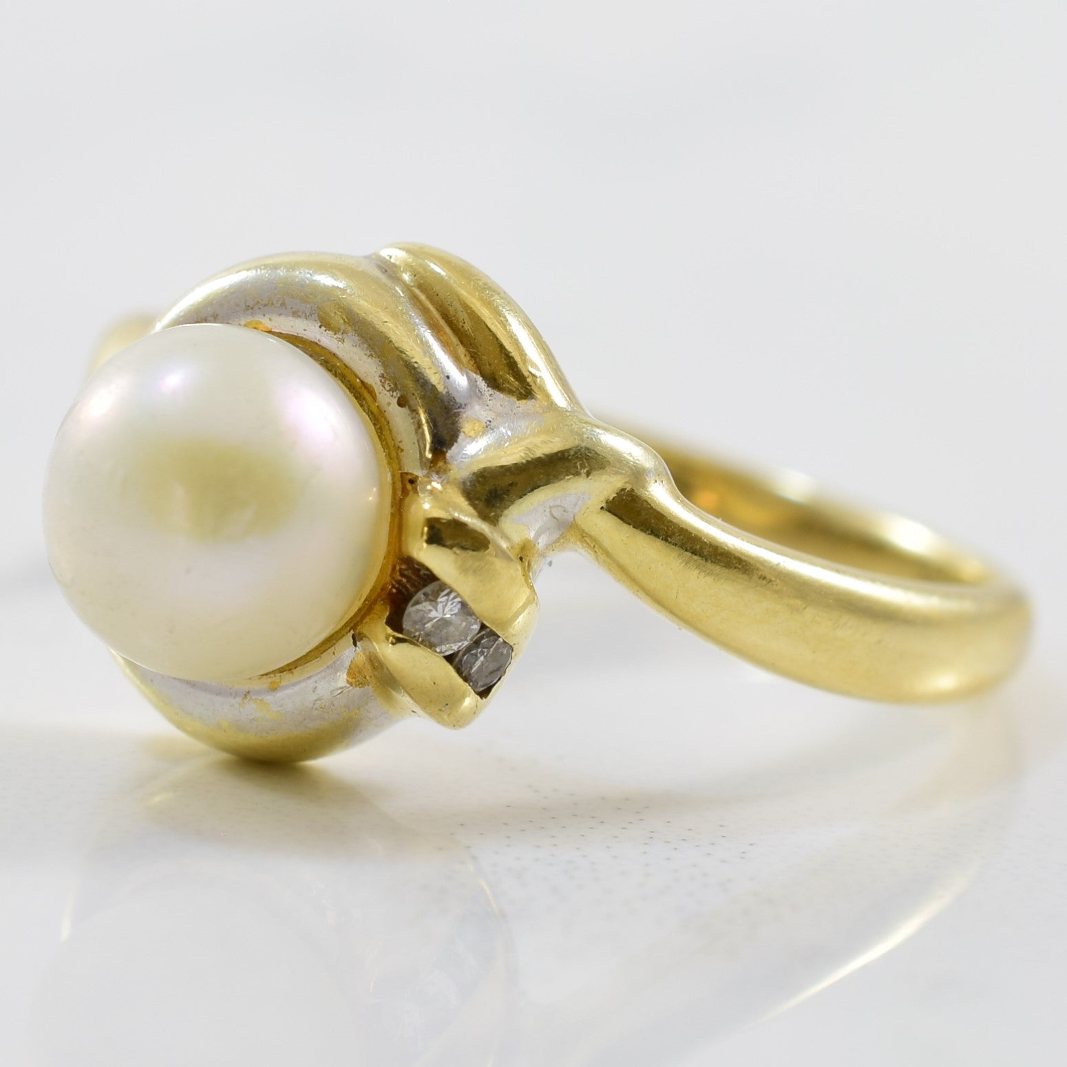 Pearl & Diamond Bypass Ring | 0.03ctw, 1.94ct | SZ 6.5 |
