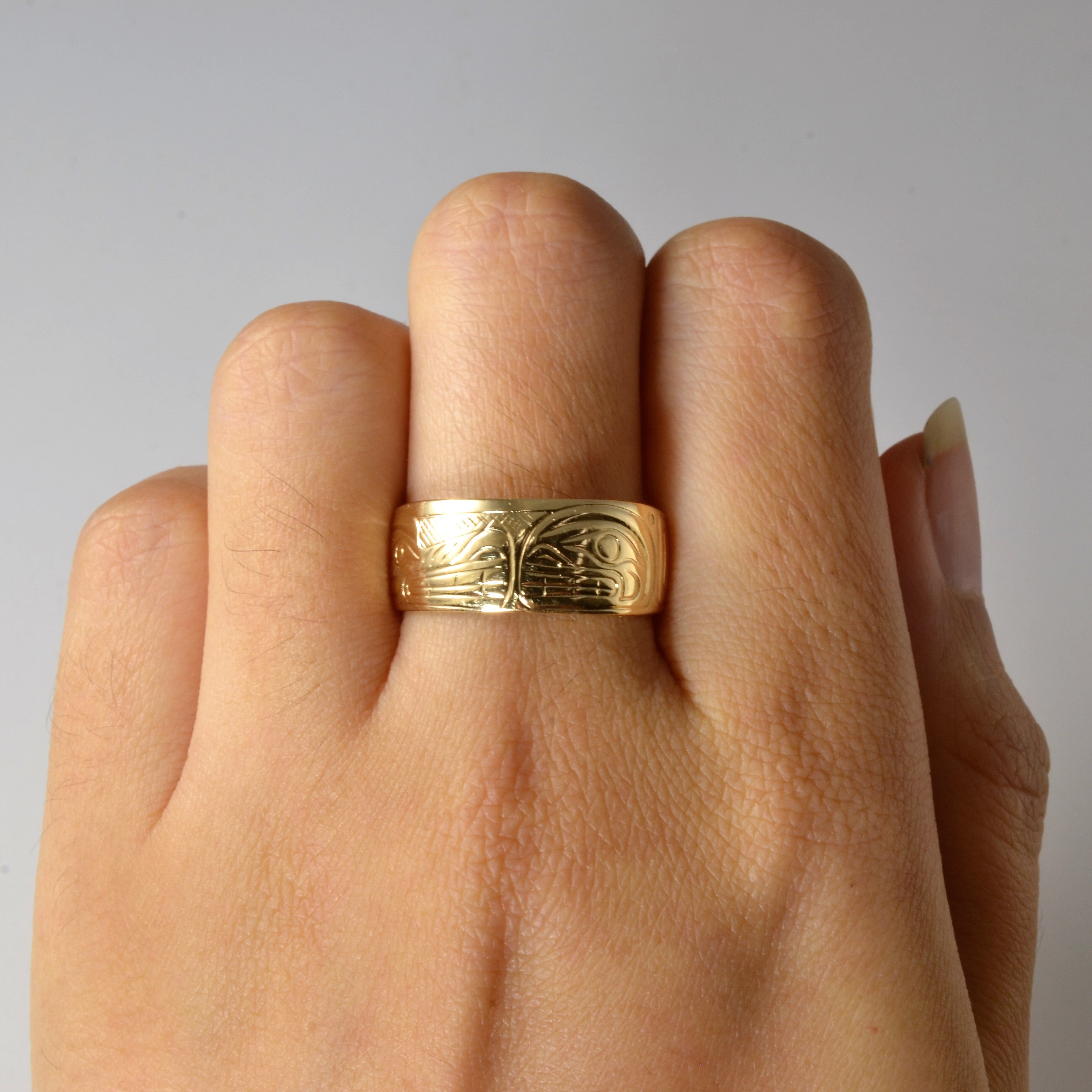 Yellow Gold Indigenous Art Band | SZ 8.75 |