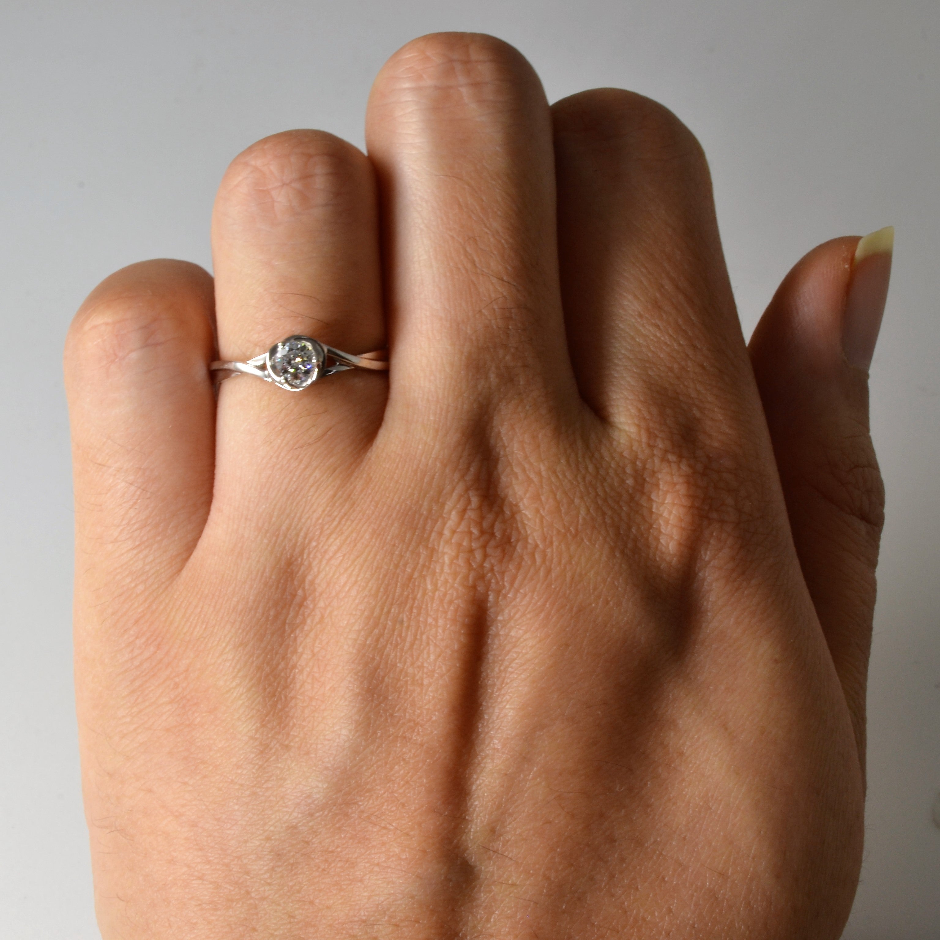Twisted Gold Halo Solitaire Diamond Ring | 0.20ct | SZ 5.75 |