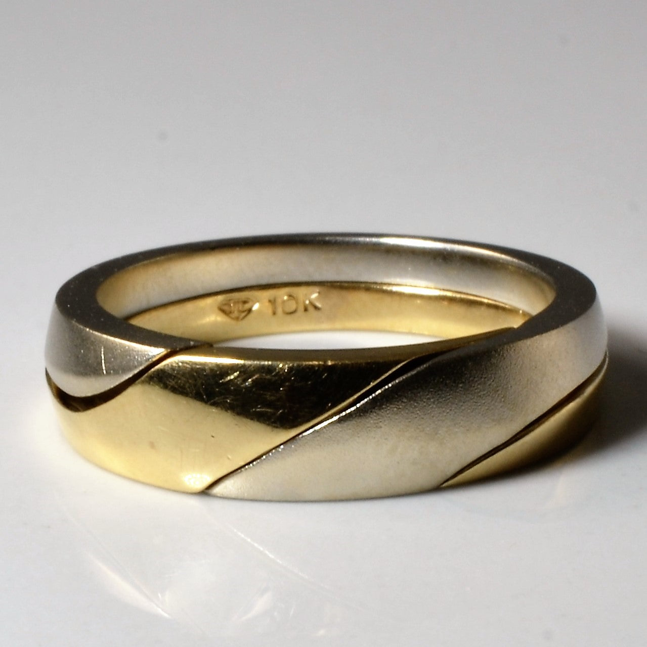 Interlocking Two Tone Band | SZ 6.25 |