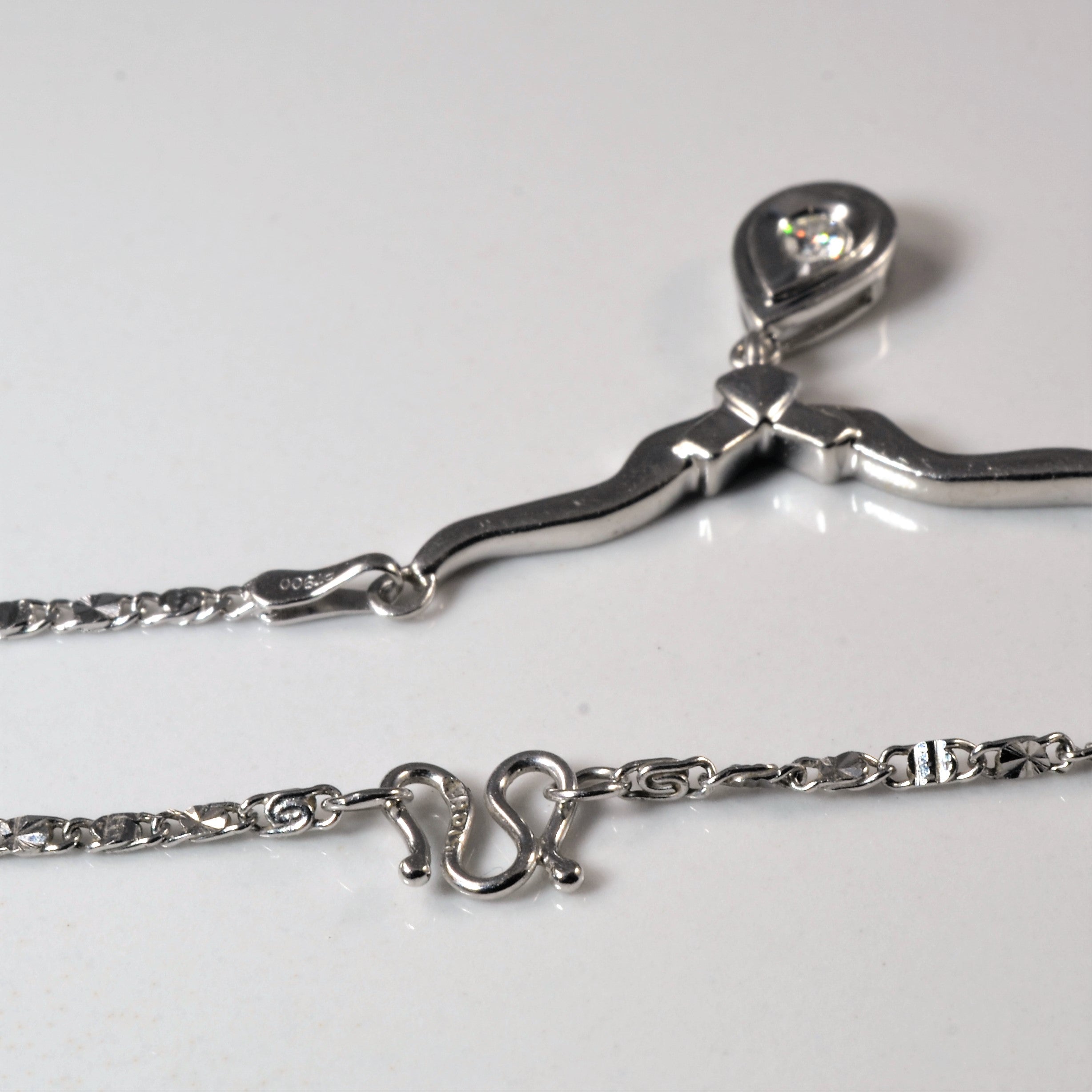 Flush Set Diamond Platinum Necklace | 0.08ct | 17" |
