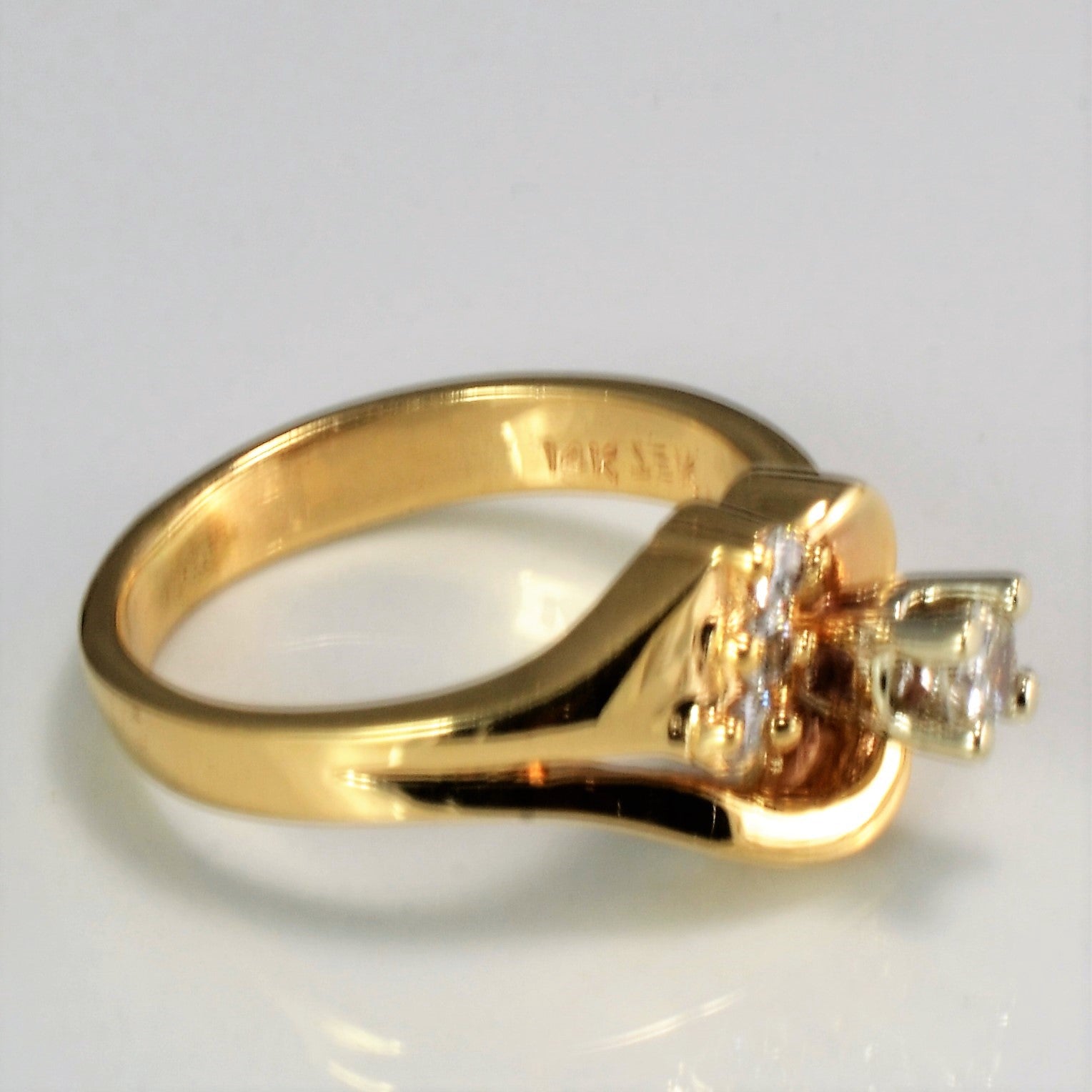 Bypass Diamond Ring | 0.19ctw | SZ 5.5 |