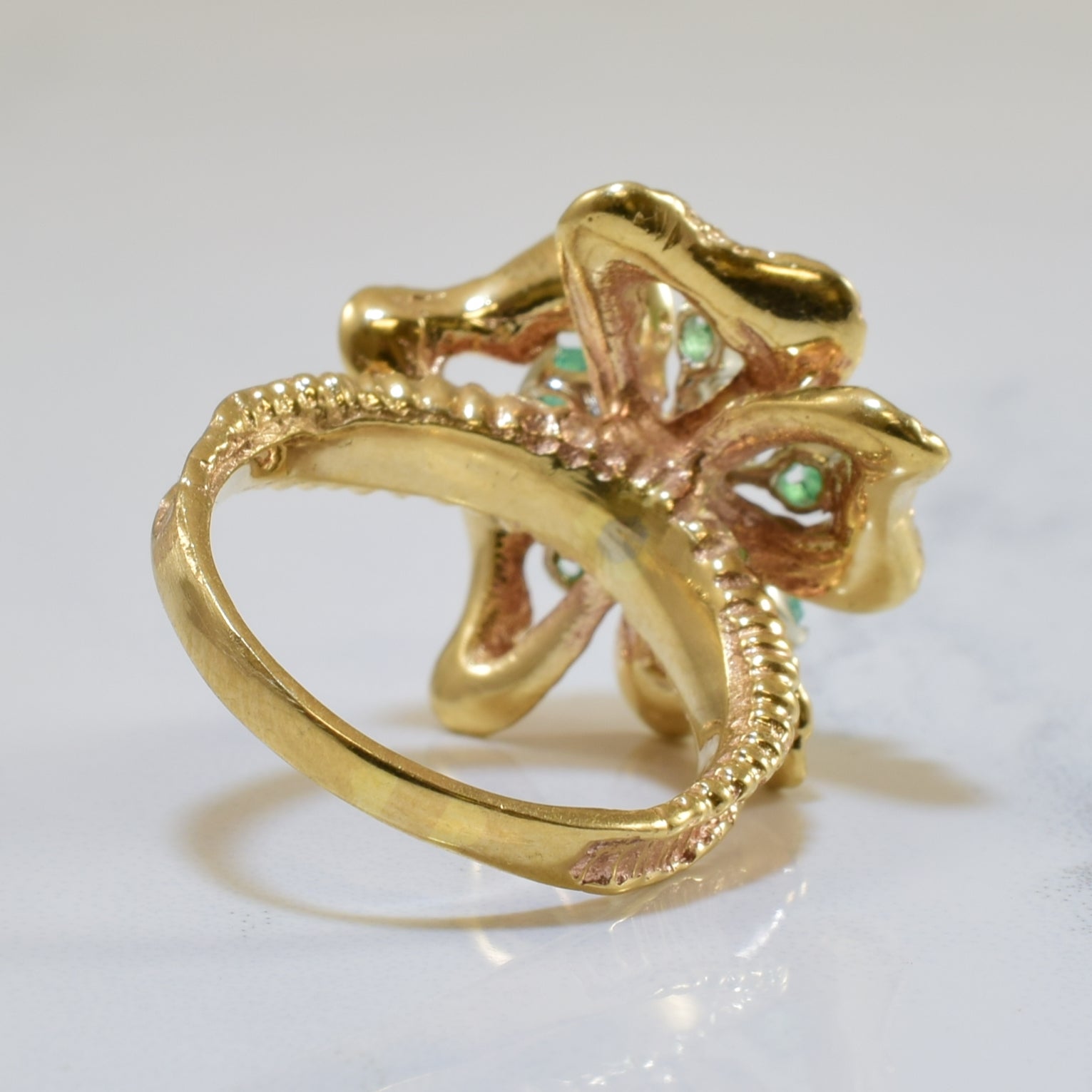 Emerald & Diamond Floral Ring | 0.20ctw, 0.03ct | SZ 5.25 |