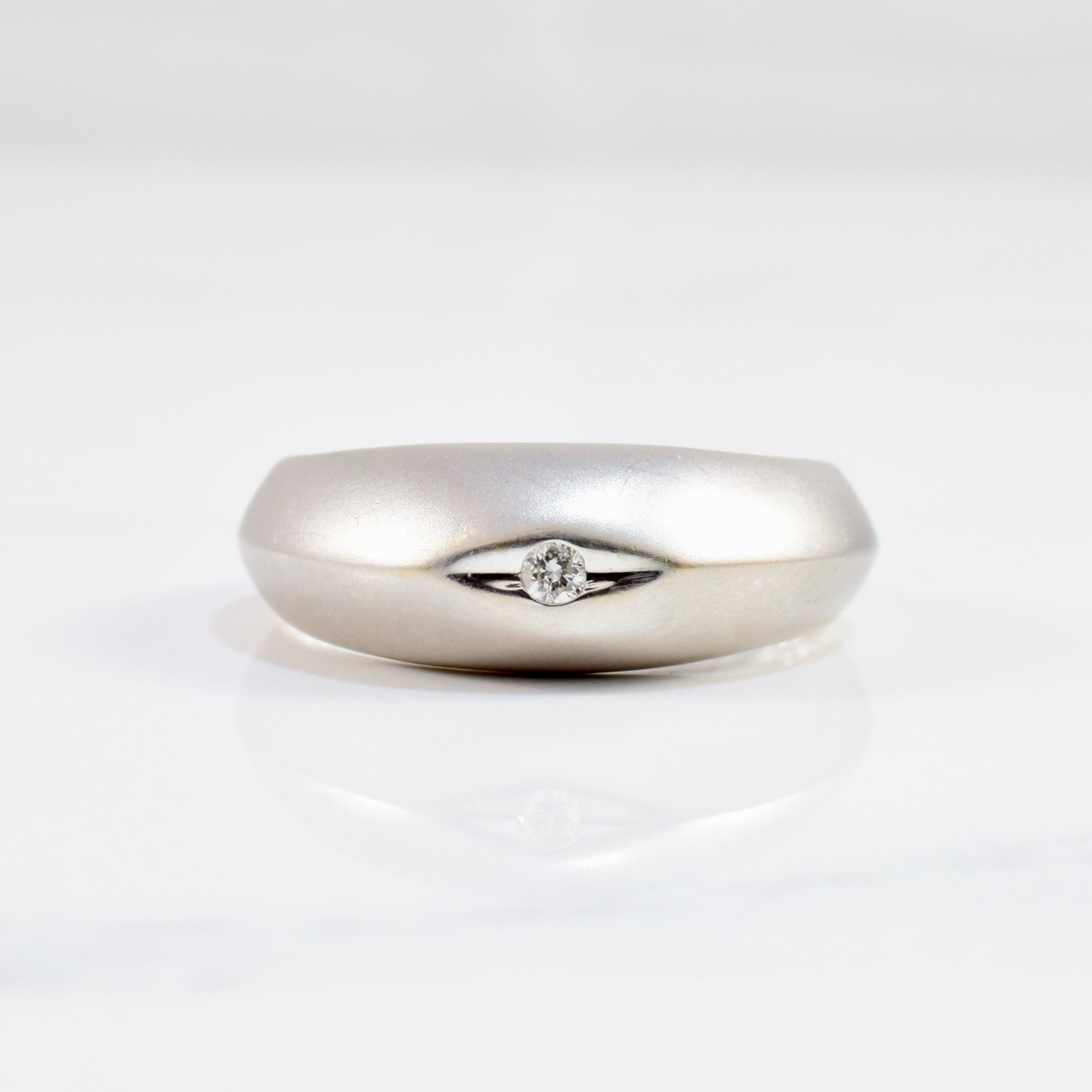 Bague large sertie de diamants à bords tranchants | 0,03 ct au total | Taille 7,75 |