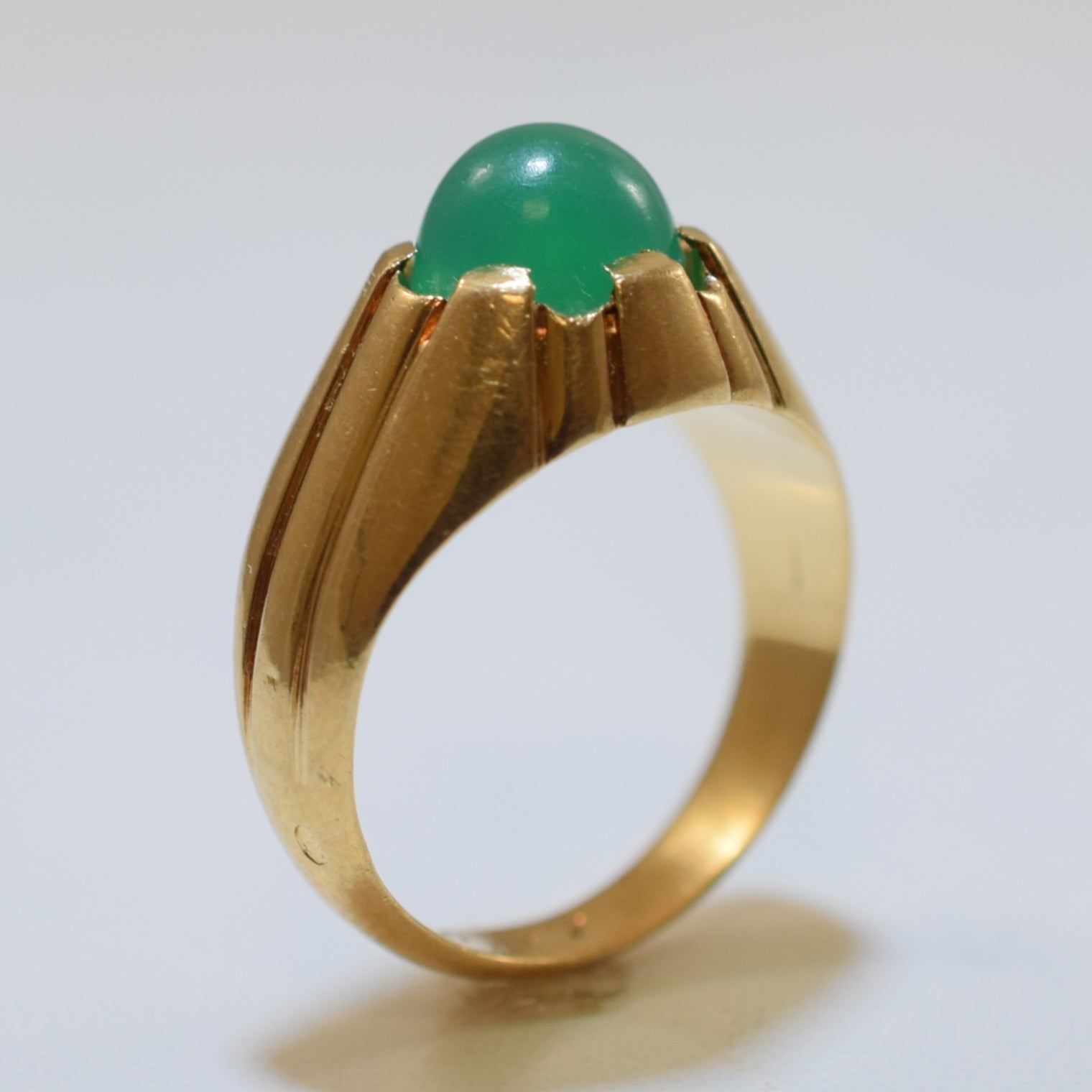 Bezel Set Green Onyx Cabochon Ring | 1.70ct | SZ 5.75 |