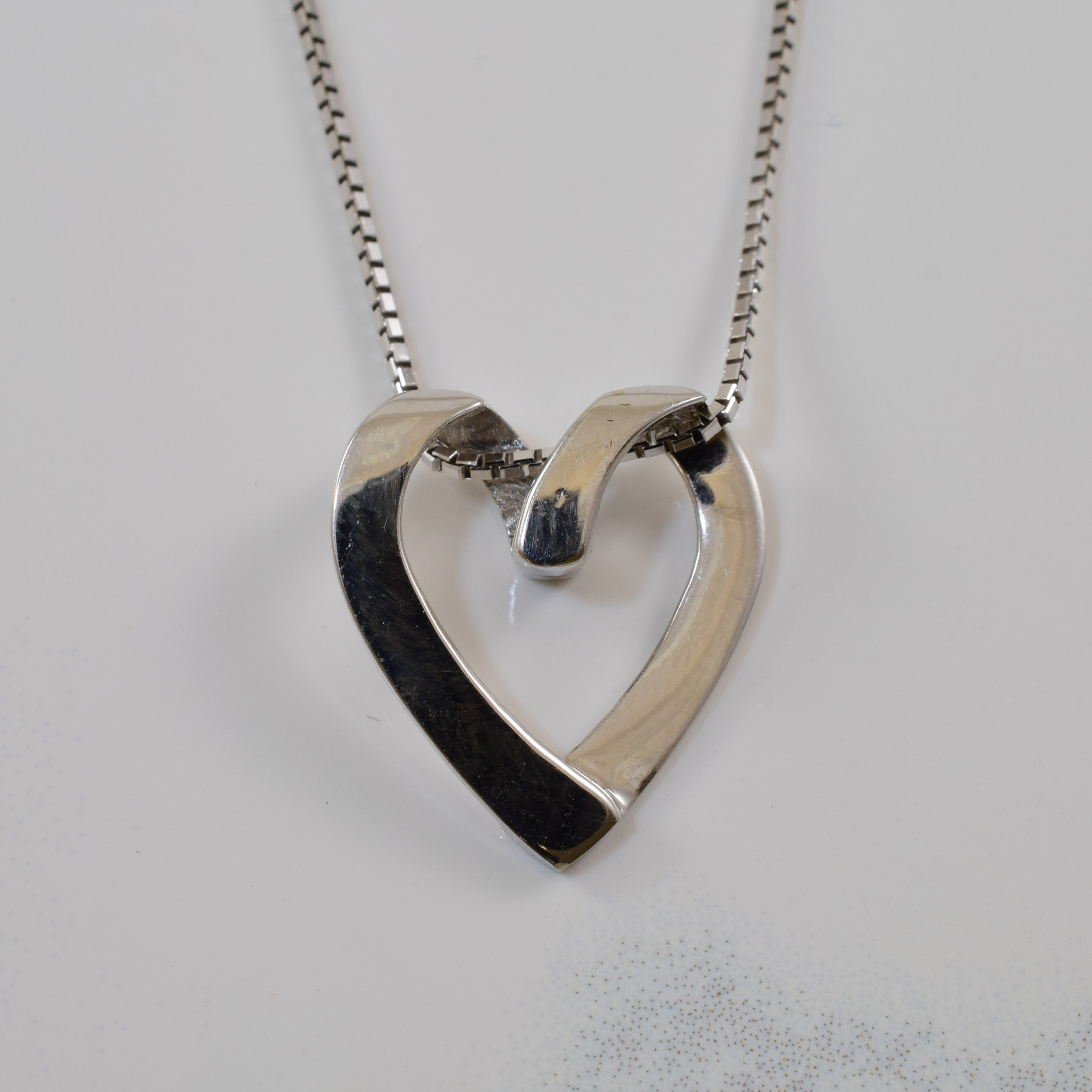 White Gold Heart Necklace | 16" |
