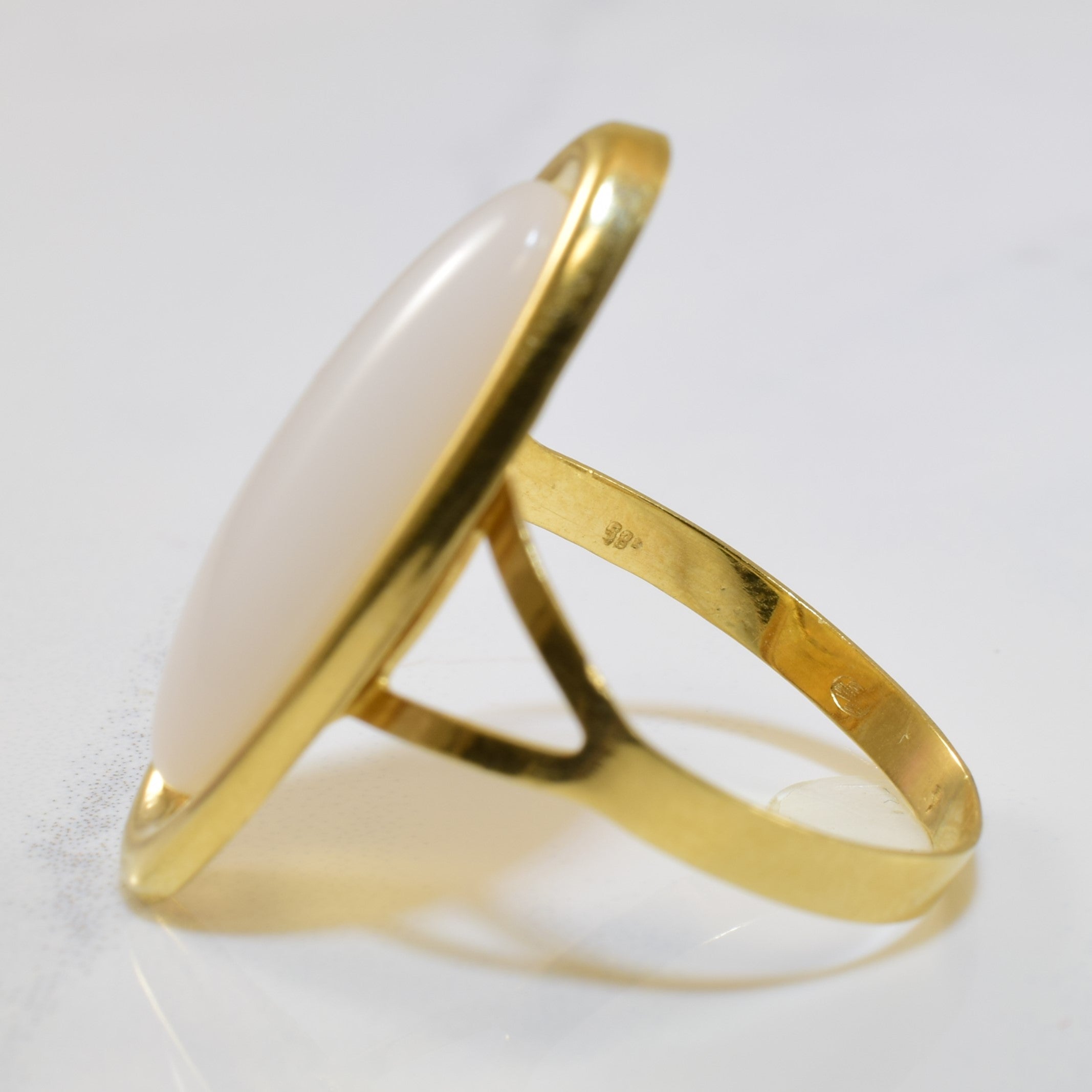 White Chalcedony Cabochon Ring | 4.00ct | SZ 8.5 |