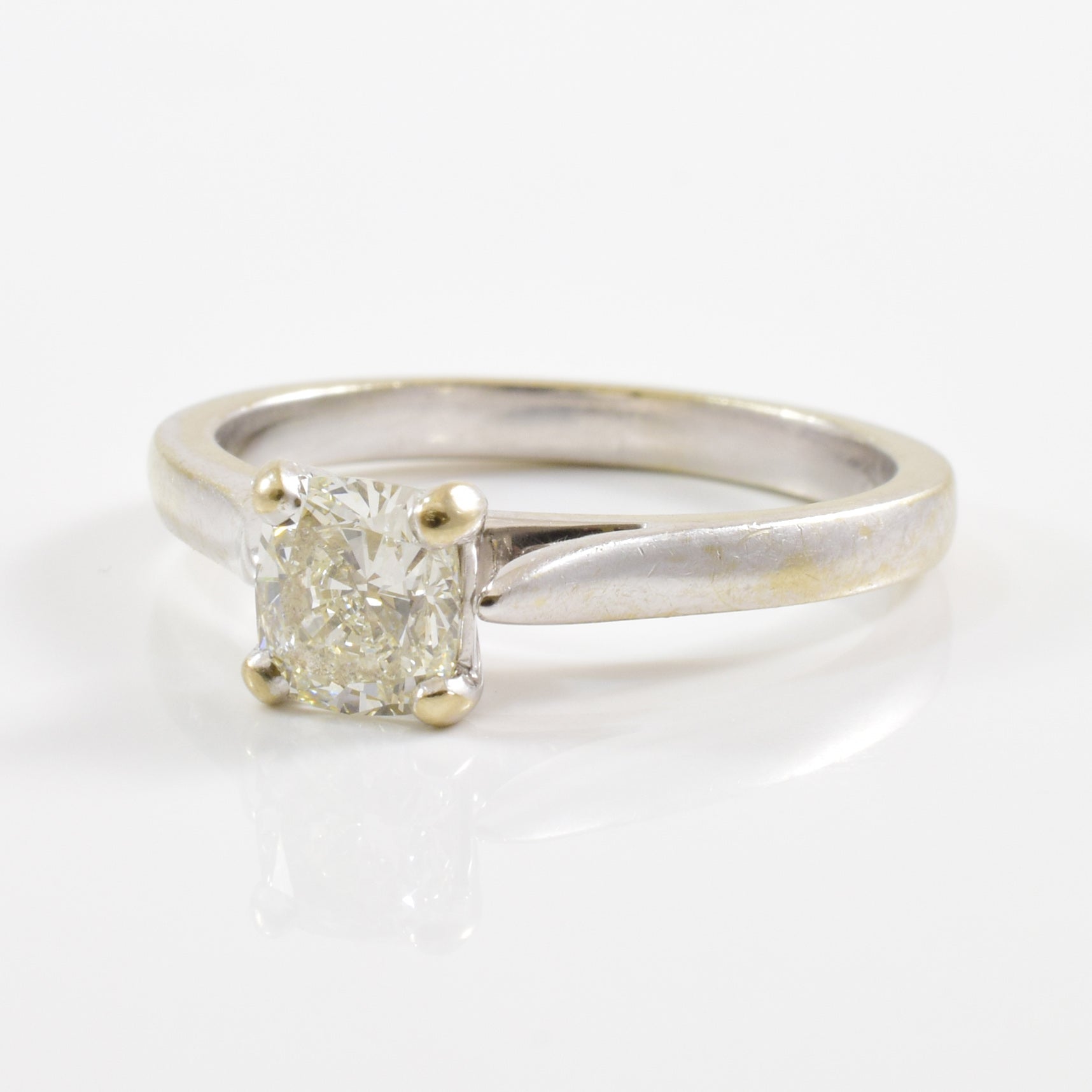 Cushion Cut Diamond Solitaire Engagement Ring | 0.84ct | VVS2, J | SZ 7.25