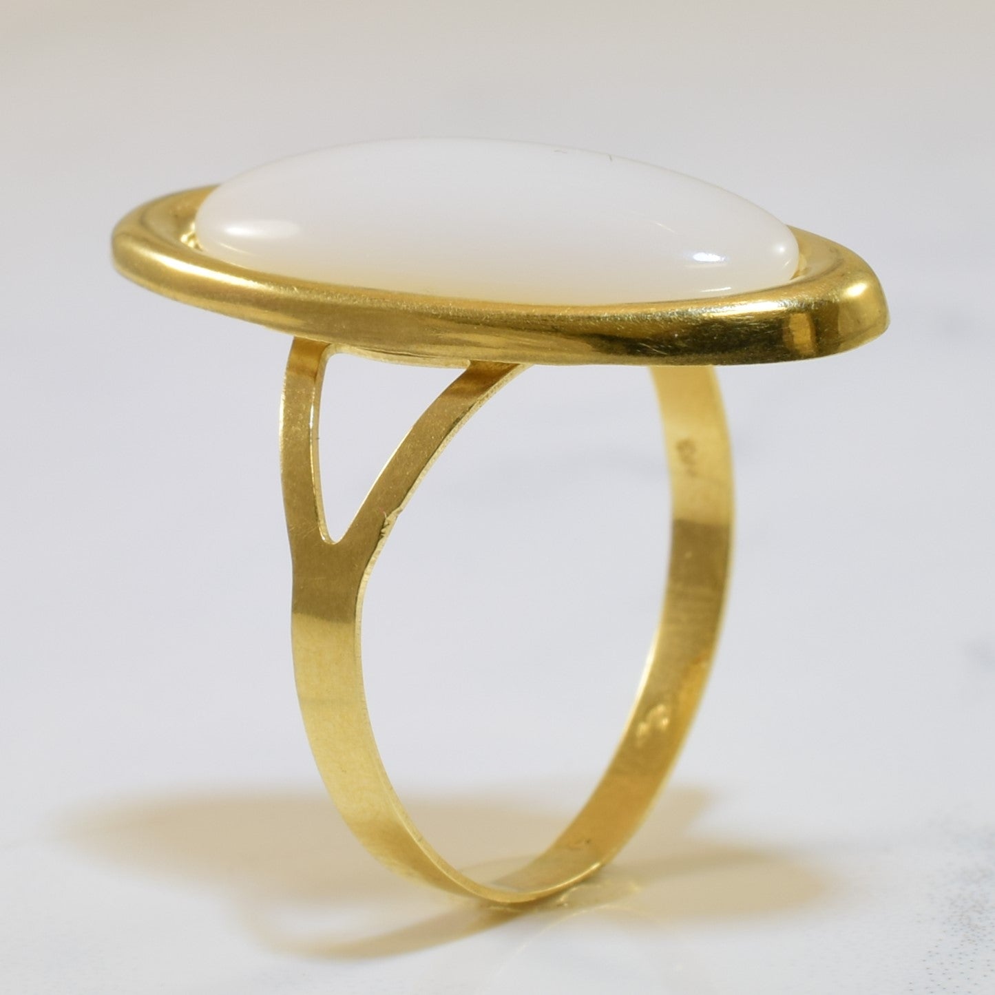 White Chalcedony Cabochon Ring | 4.00ct | SZ 8.5 |