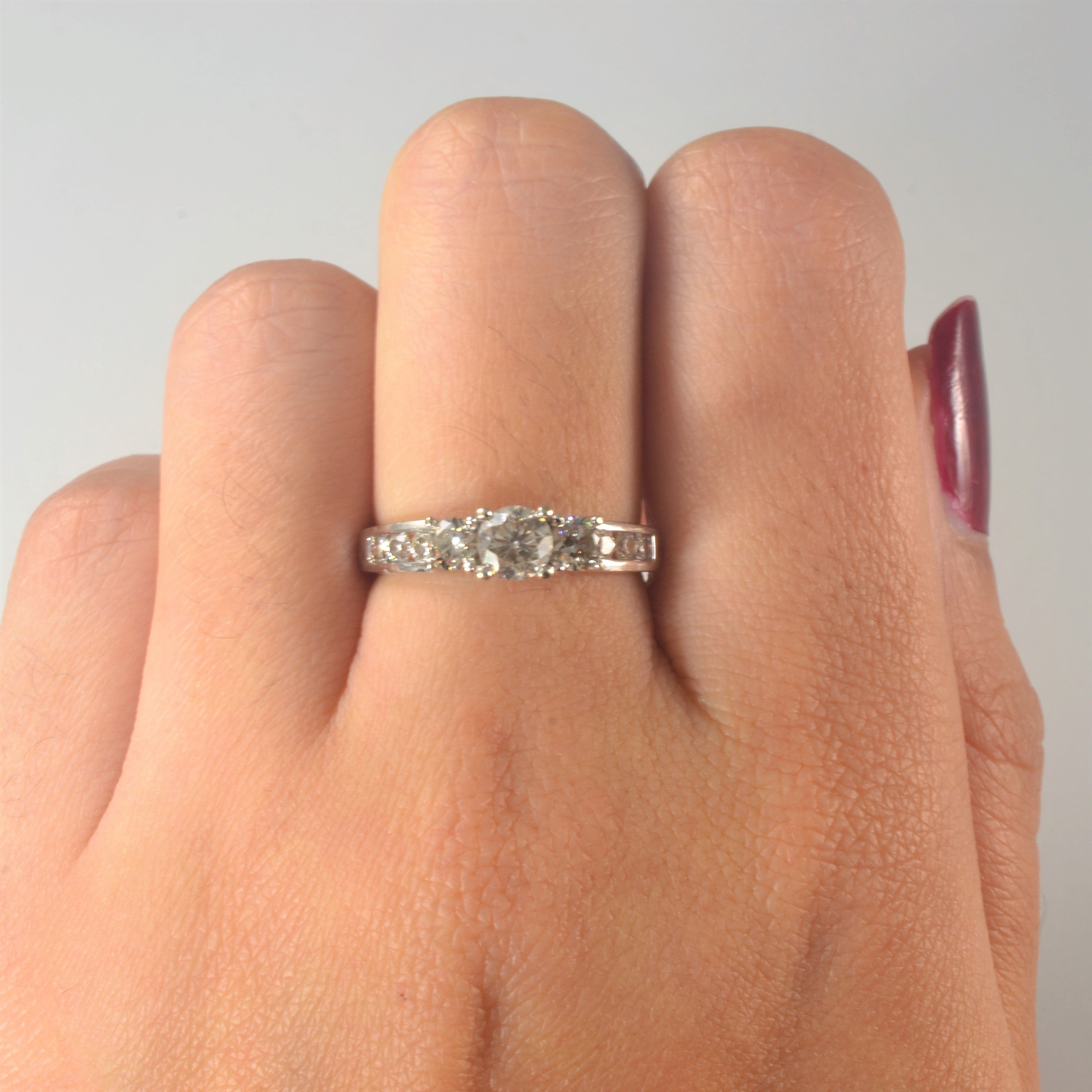 Three Stone Diamond Engagement Ring | 0.84ctw | SZ 6.5 |