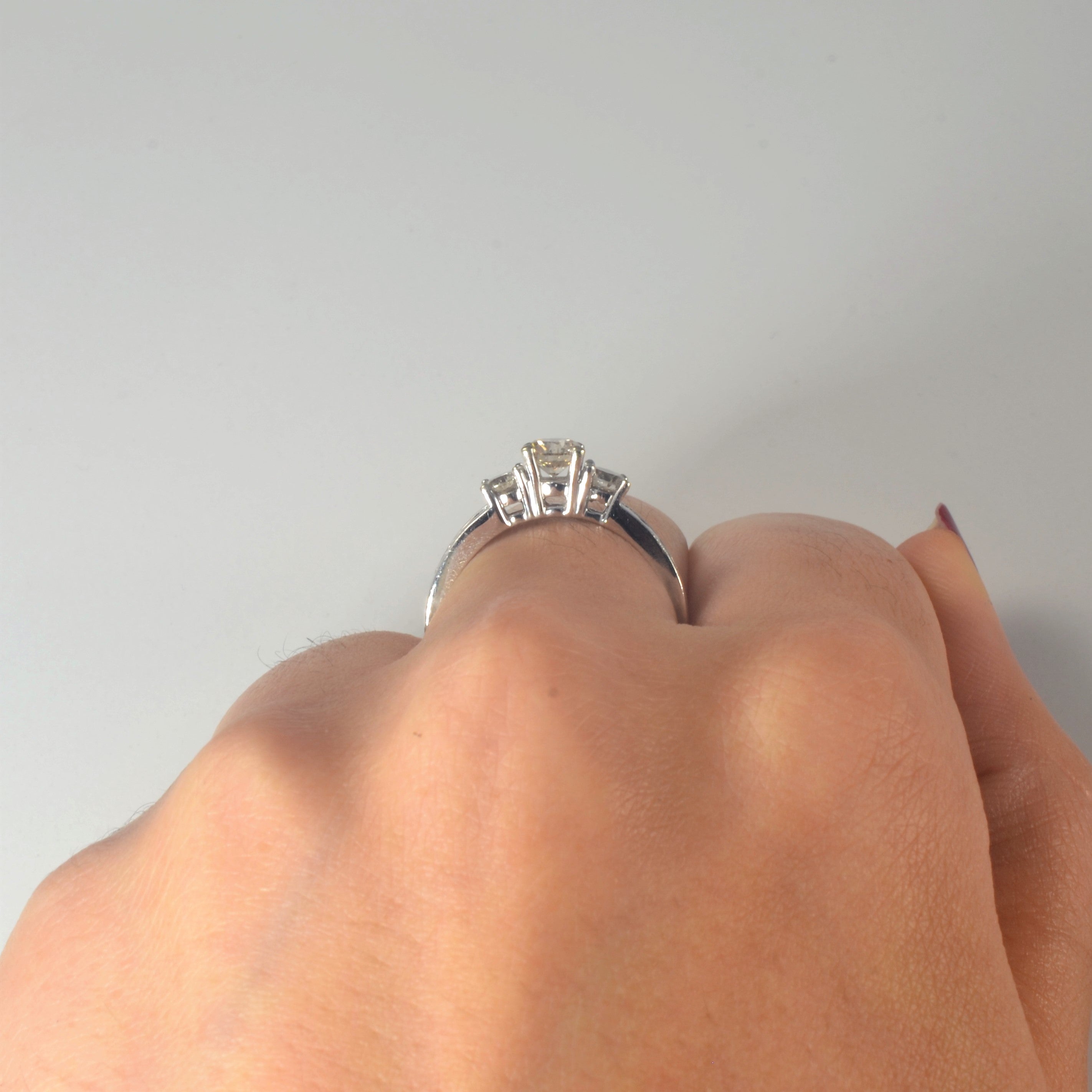 Three Stone Diamond Engagement Ring | 0.84ctw | SZ 6.5 |