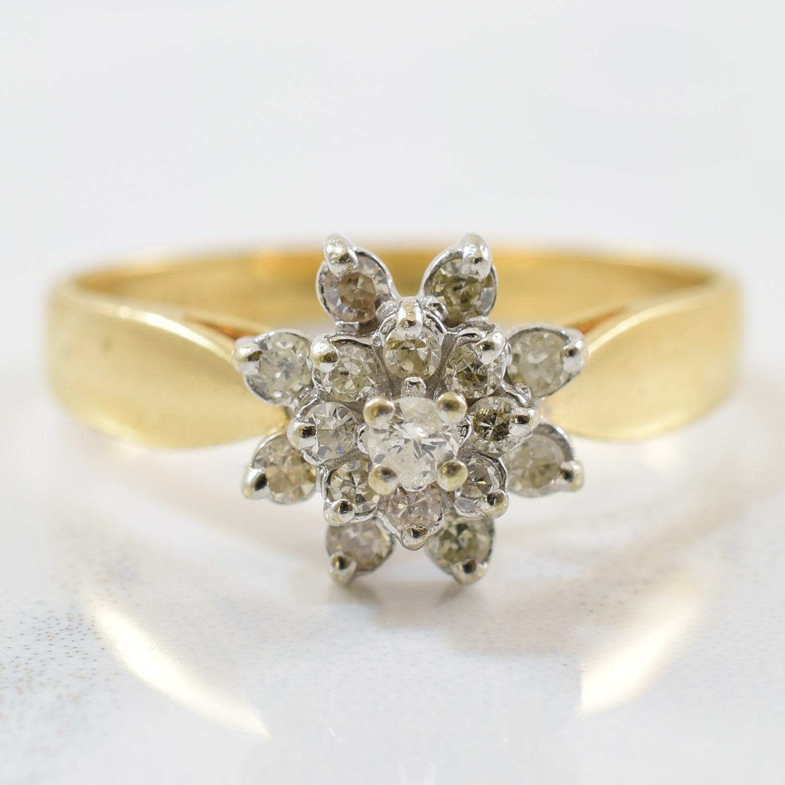 High Set Diamond Cluster Ring | 0.21ctw | SZ 5.75 |