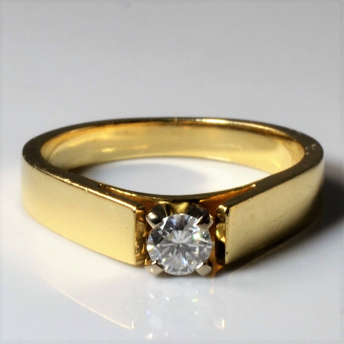 Solitaire Diamond Yellow Gold Ring | 0.20ct | SZ 7 |