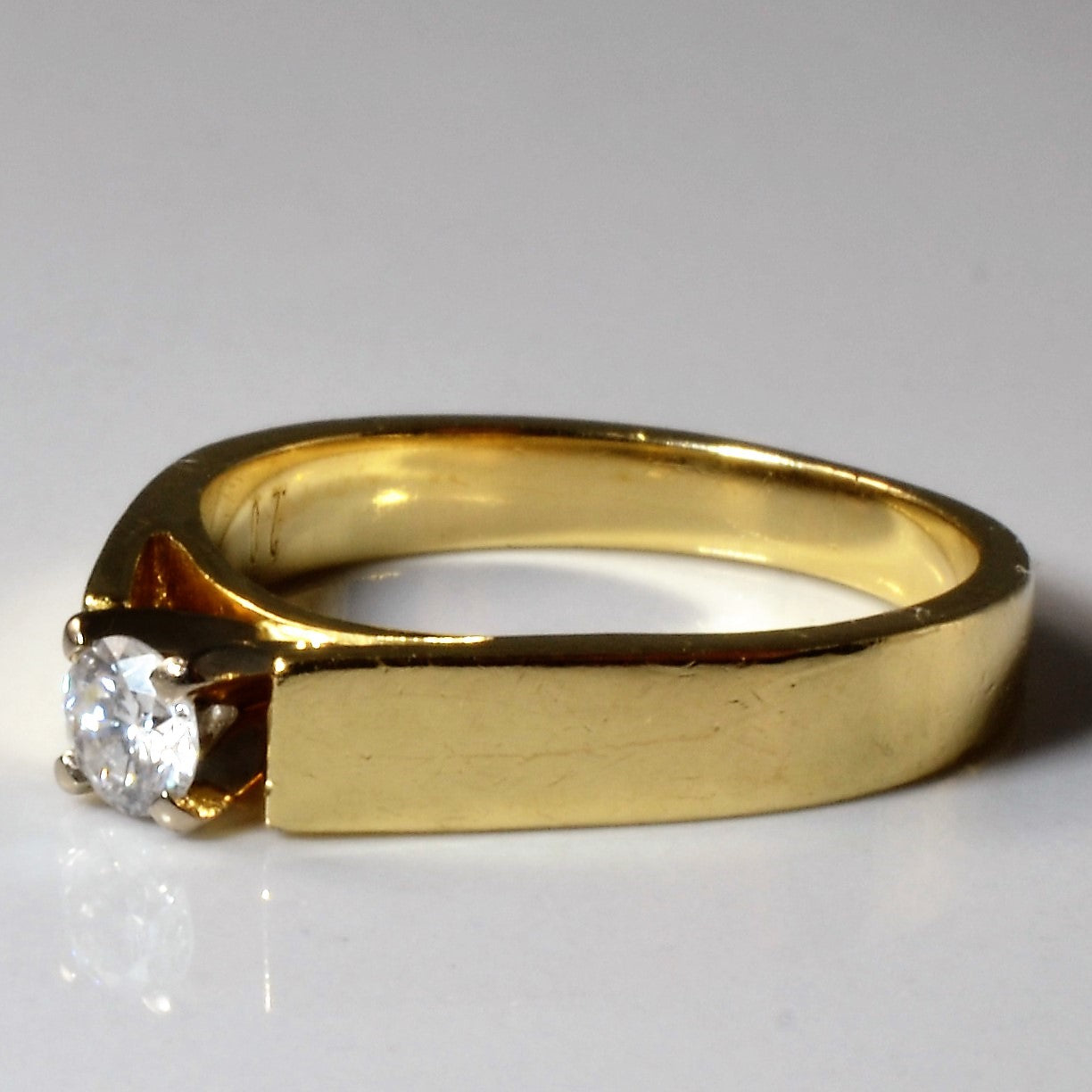 Solitaire Diamond Yellow Gold Ring | 0.20ct | SZ 7 |