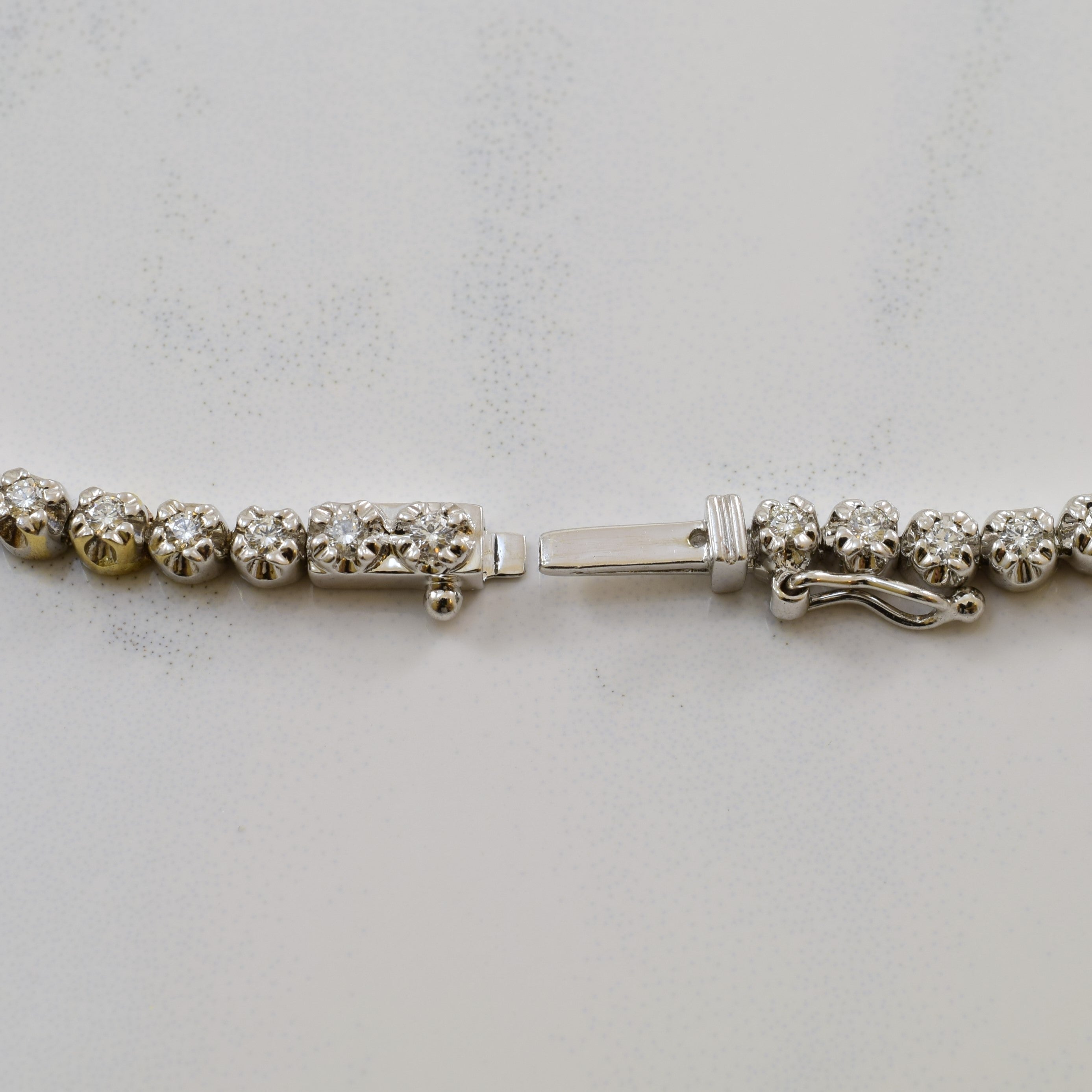 Graduated Diamond Necklace | 3.18ctw | 17" |