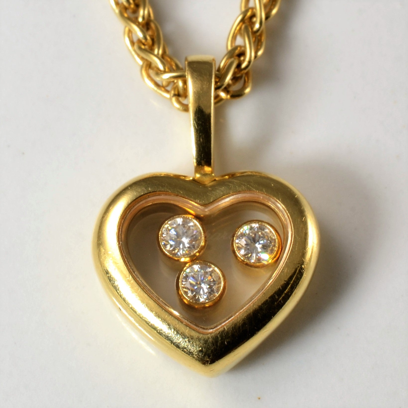 Chopard' Happy Diamonds Icons Pendant Necklace | 0.15ctw | 16"|