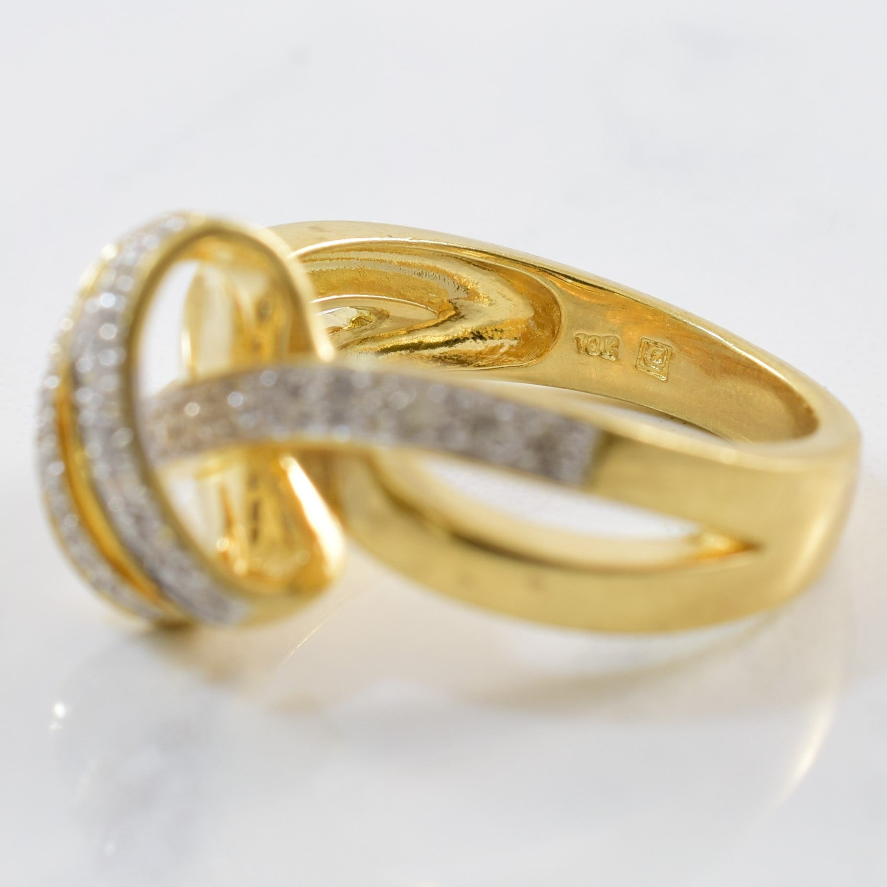 Diamond Ribbon Ring | 0.20ctw | SZ 7 |
