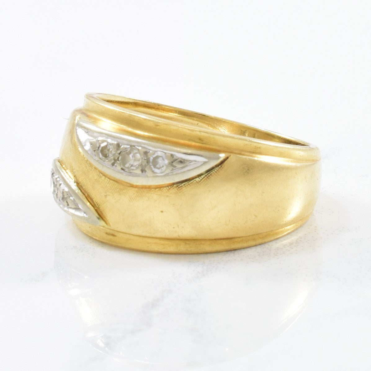 Satin Pattered Diamond Crescent Band | 0.08ctw | SZ 5.5 |