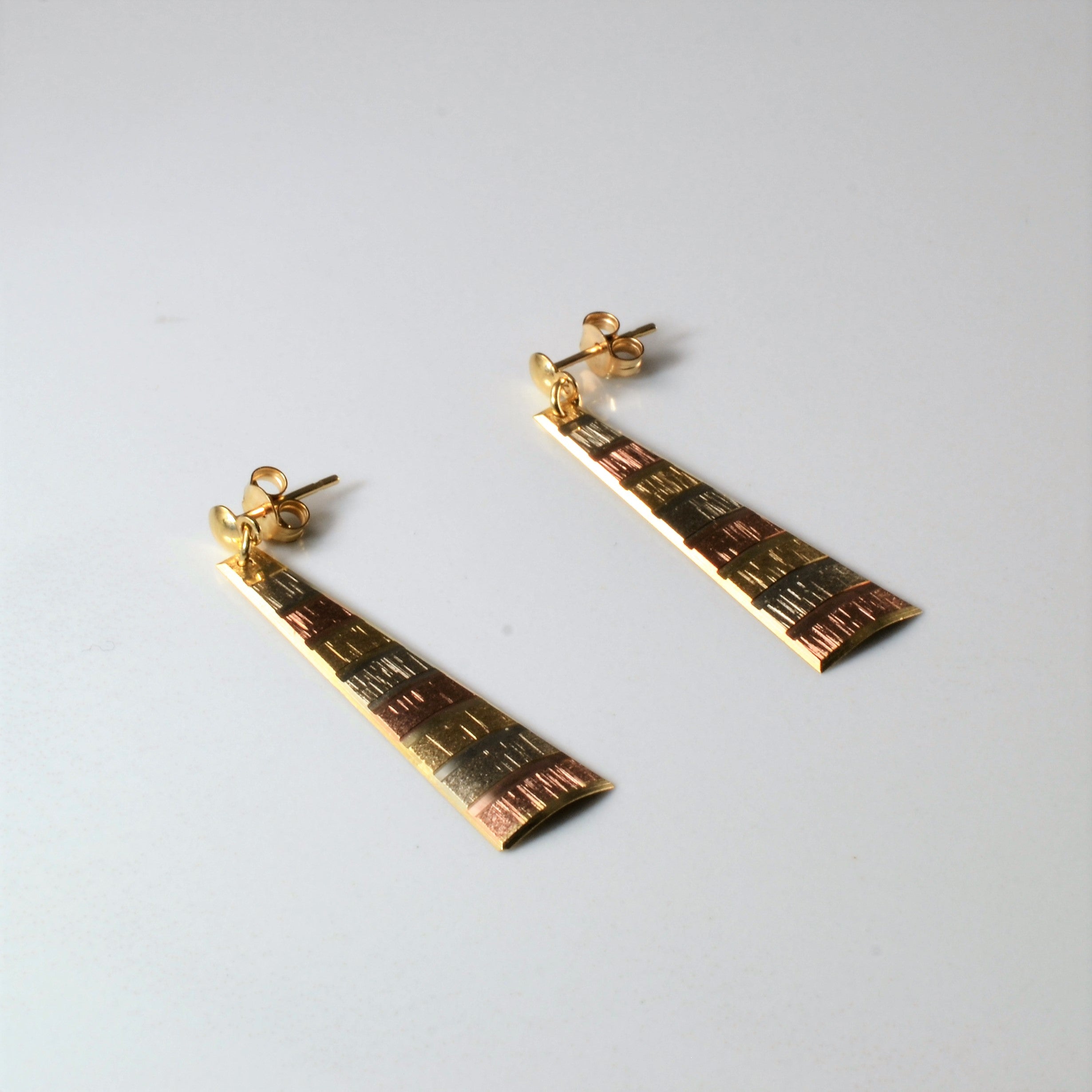 Boucles d'oreilles pendantes tricolores dorées
