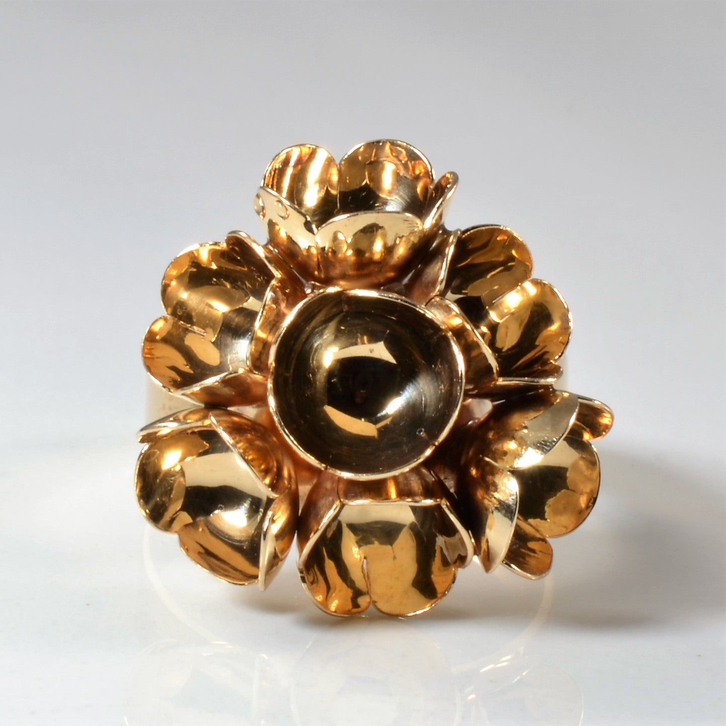 Floral Gold Cocktail Ring | SZ 7.75 |