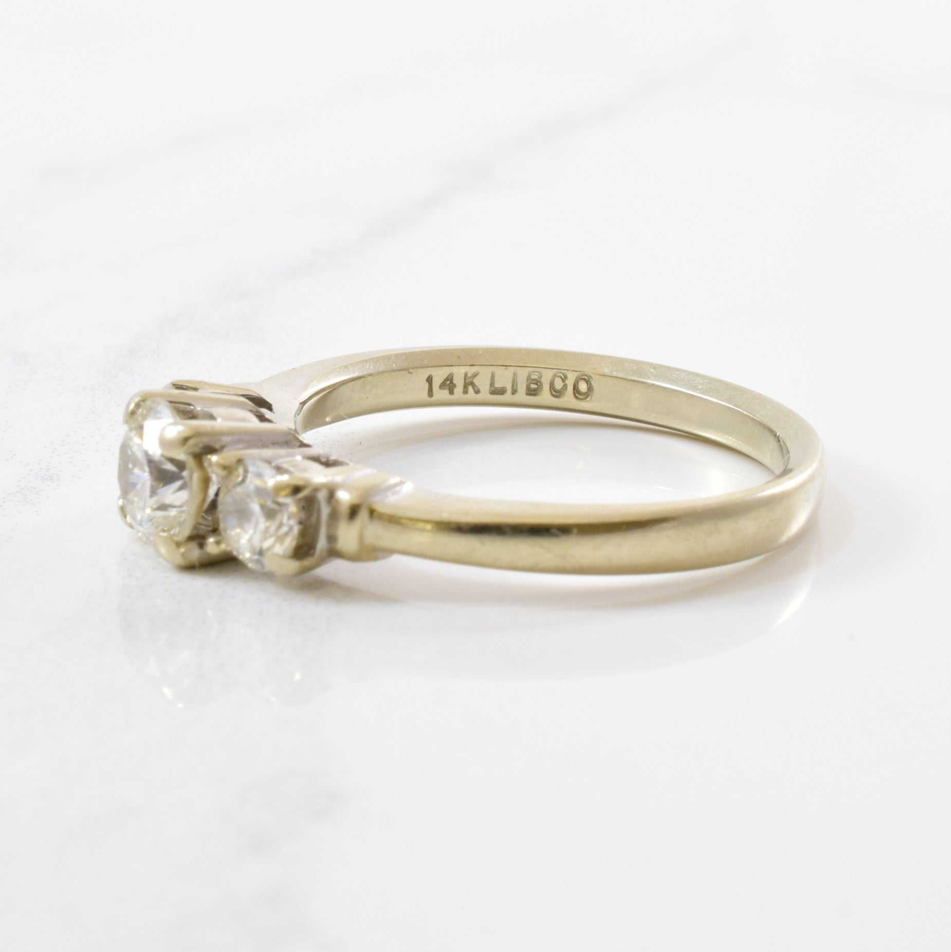 Three Stone Diamond Engagement Ring | 0.95 ctw | SZ 7 |