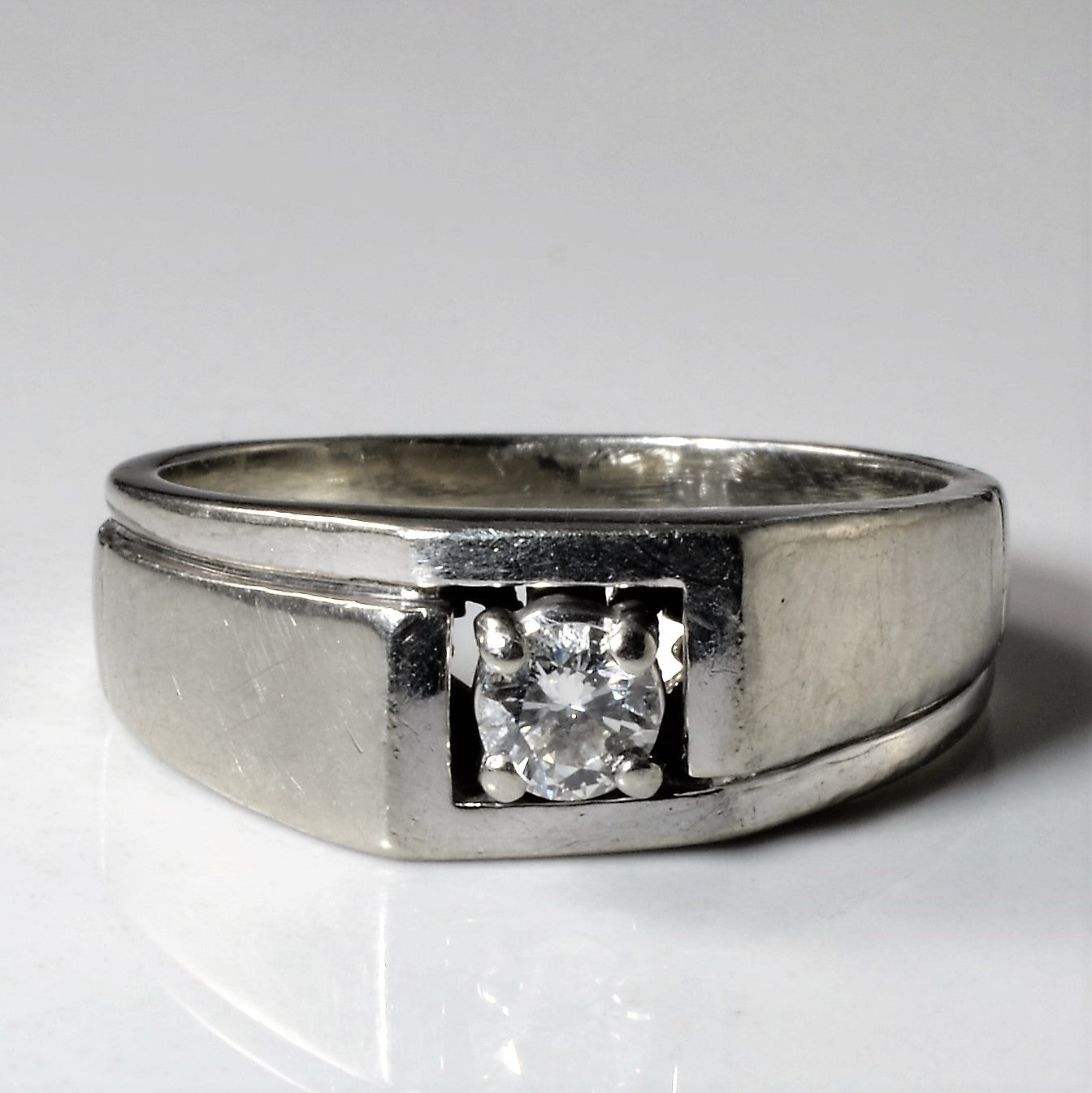 Offset Solitaire Diamond Band | 0.25ct | SZ 7.75 |
